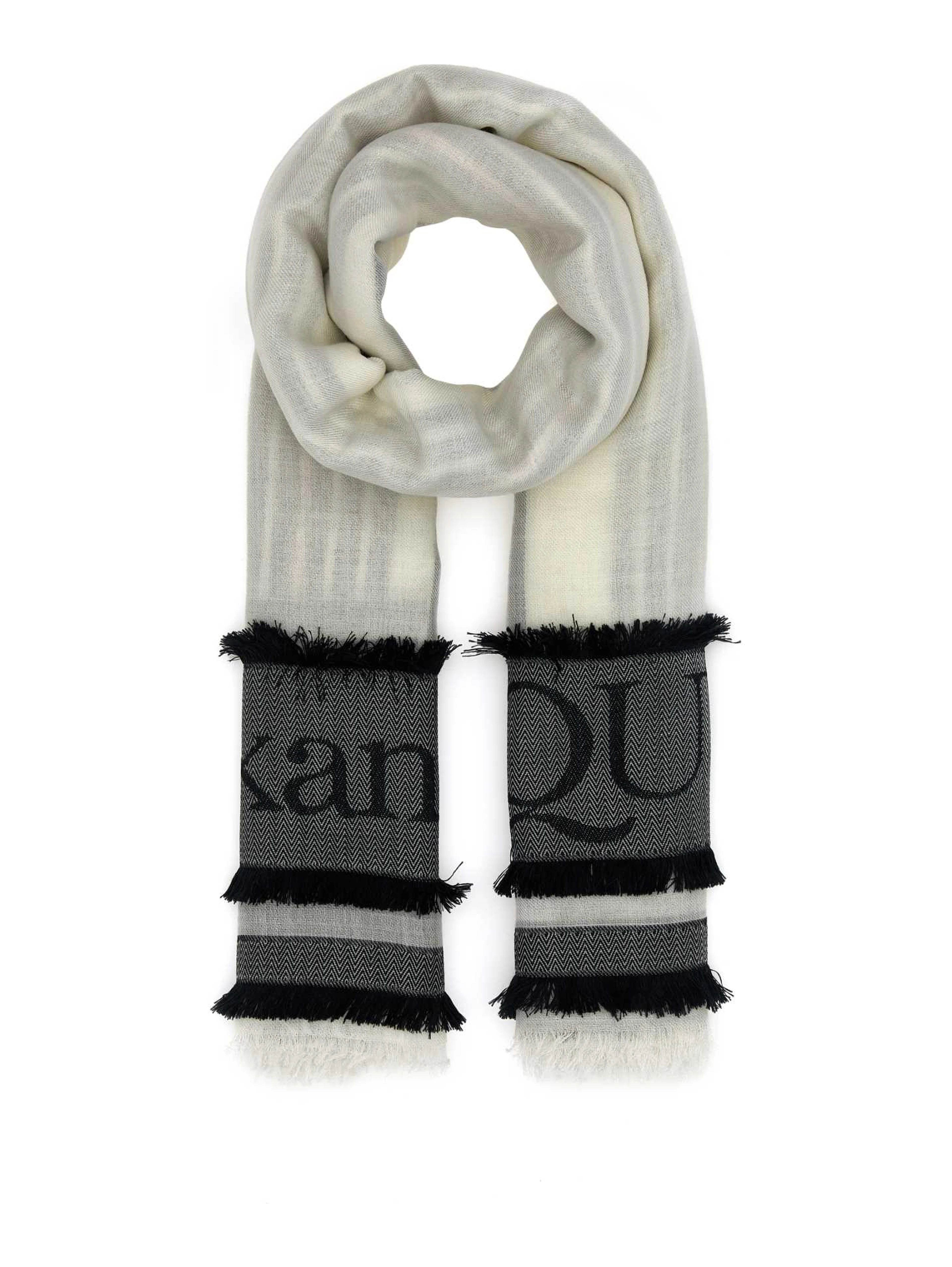 FOULARD