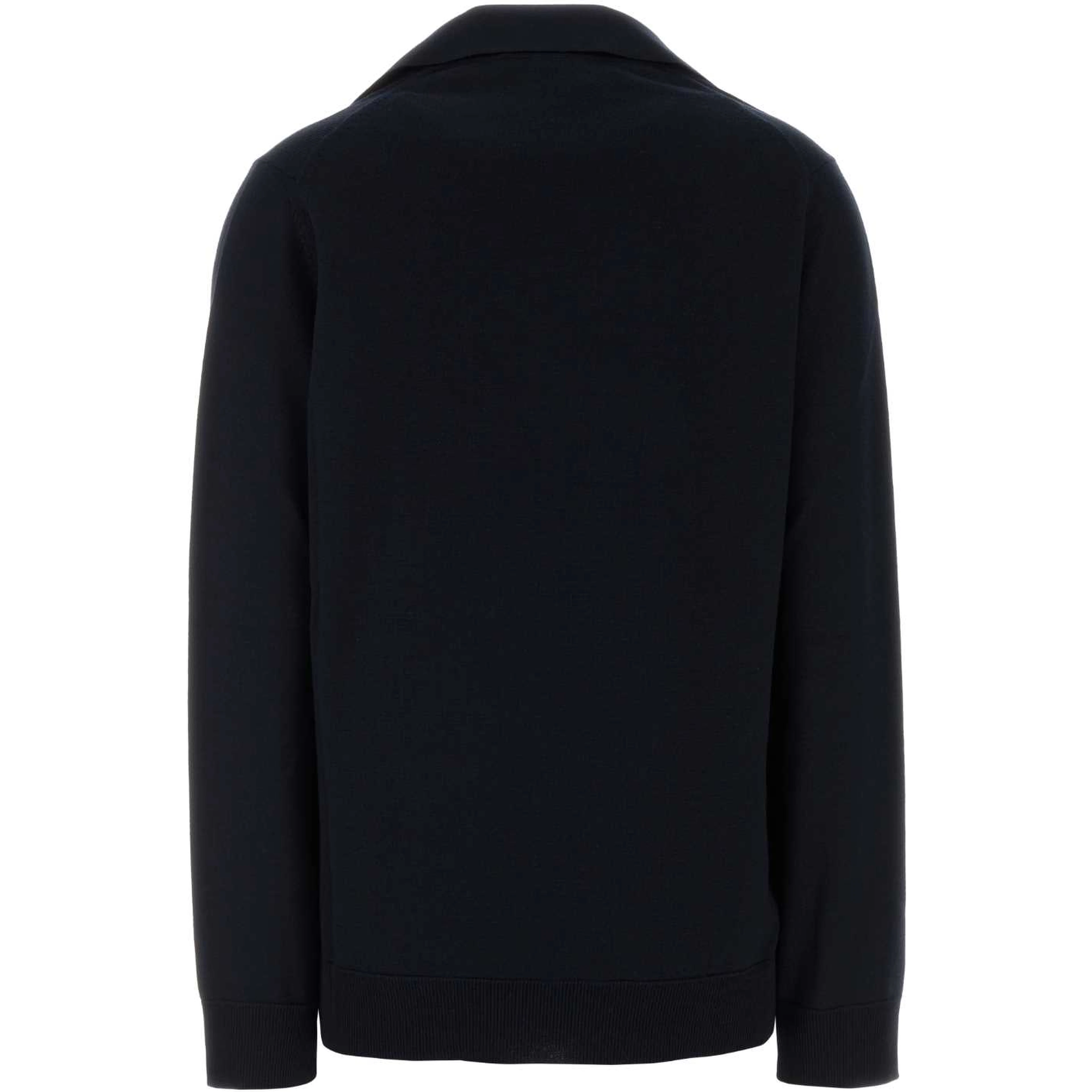 KNITWEAR