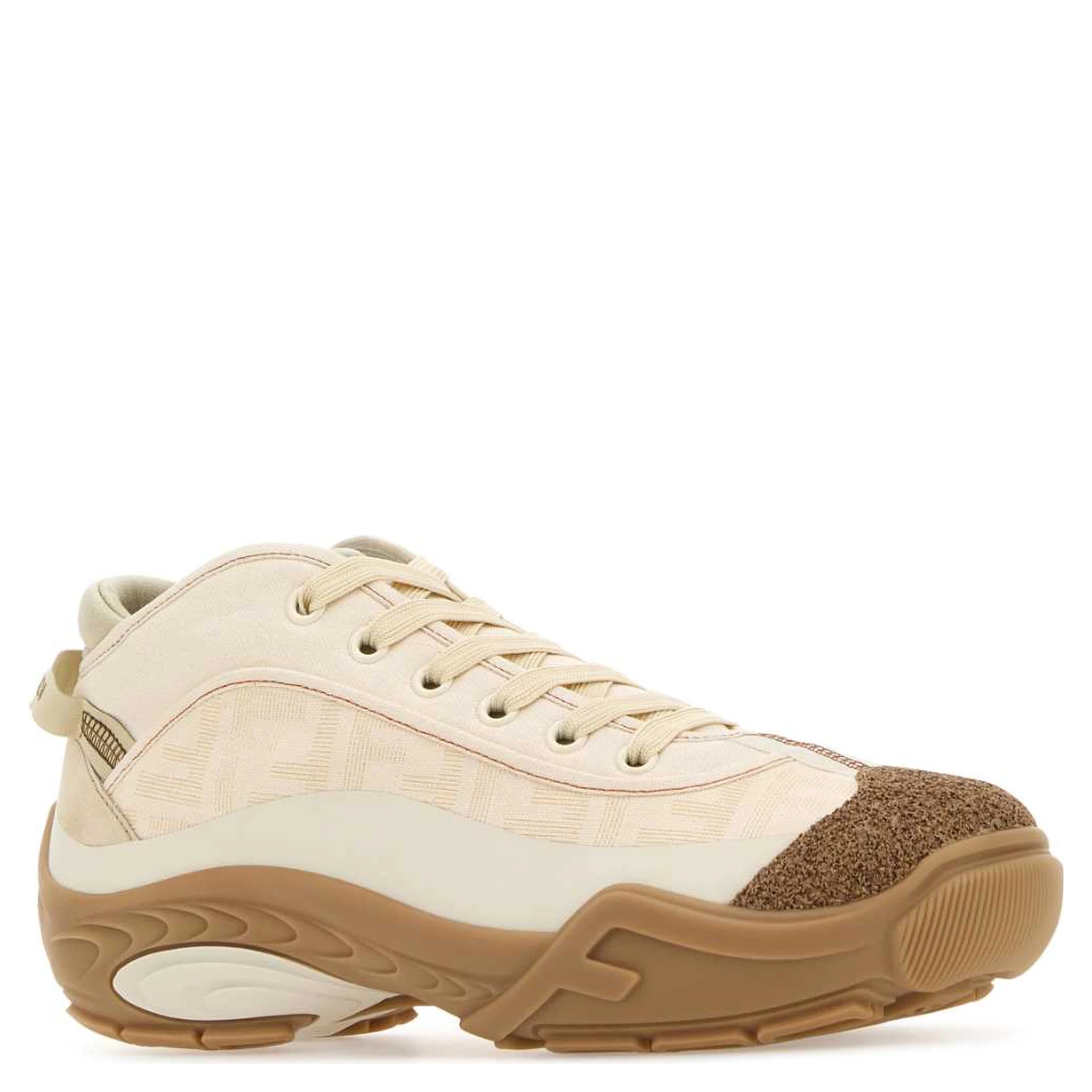 أحذية رياضية