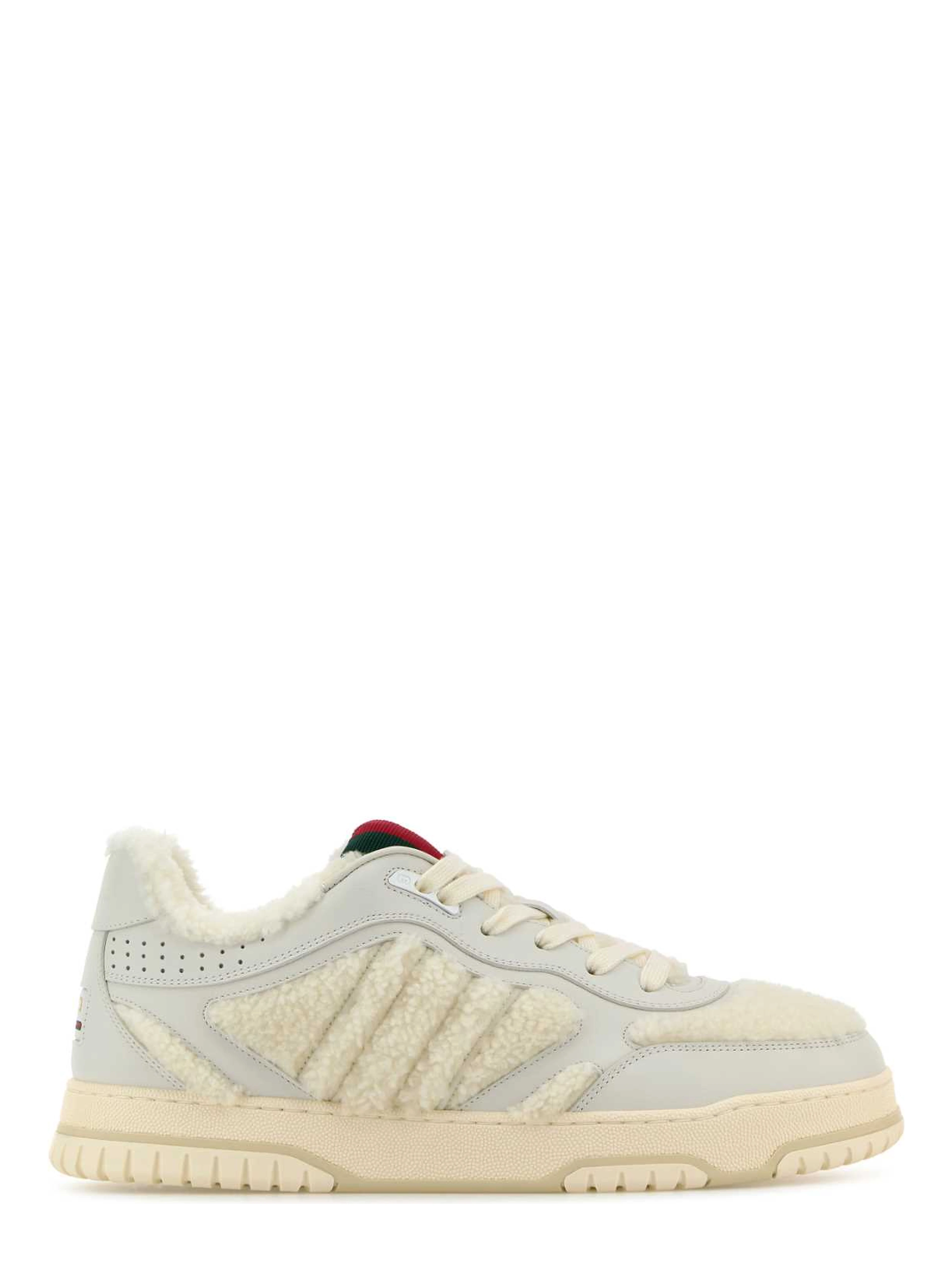 SNEAKER FUR, R.S.