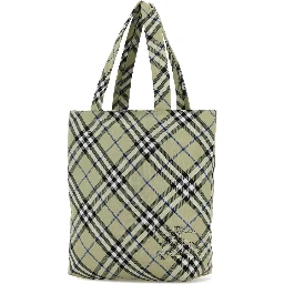 ML TOTE ESSENTIAL CEK