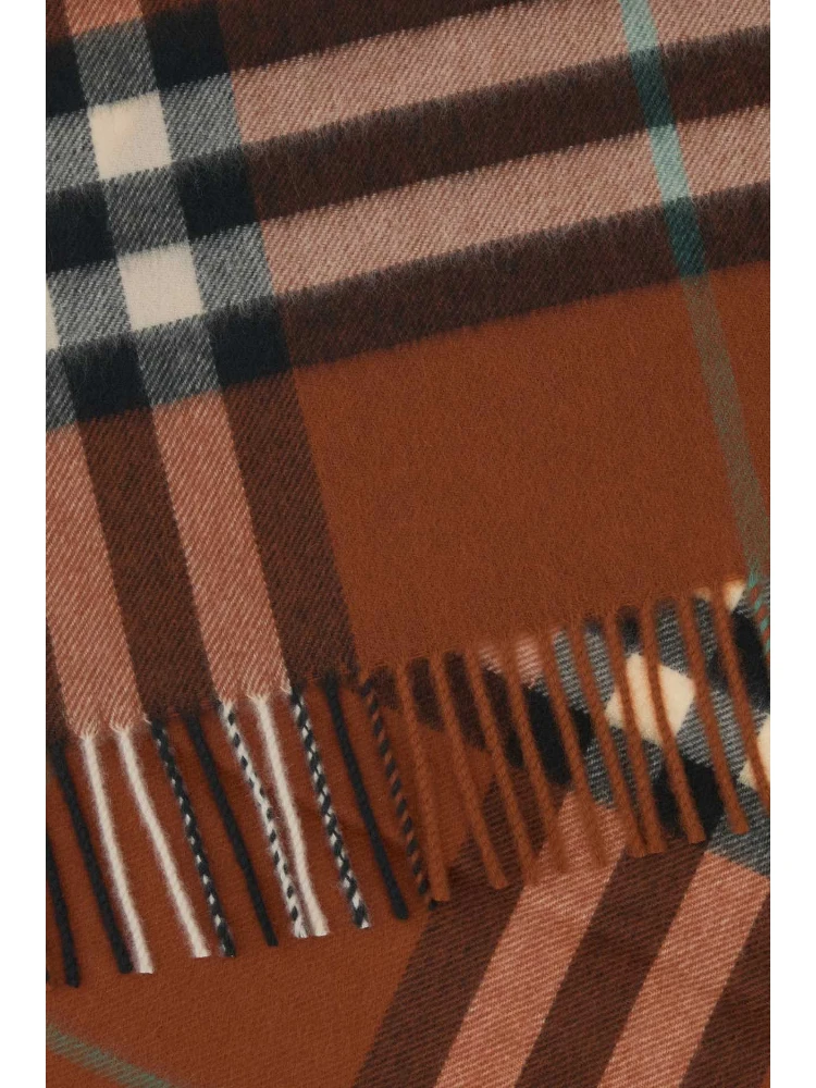 MU GIANT CHK CS SC alternative