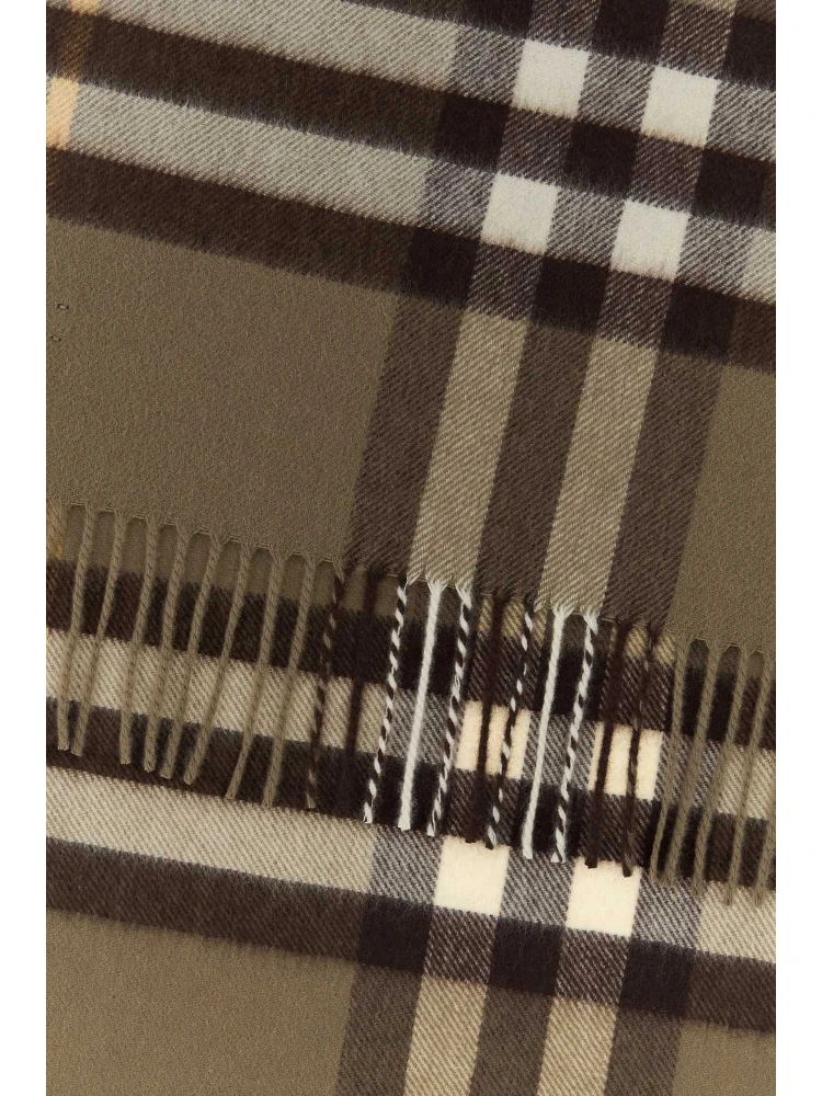 MU GIANT CHK CS SC alternative