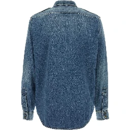 قميص بأكمام طويلة