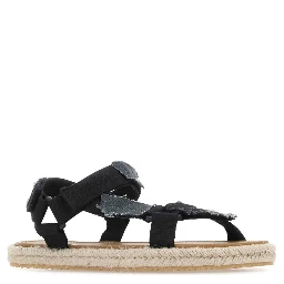 SANDALI