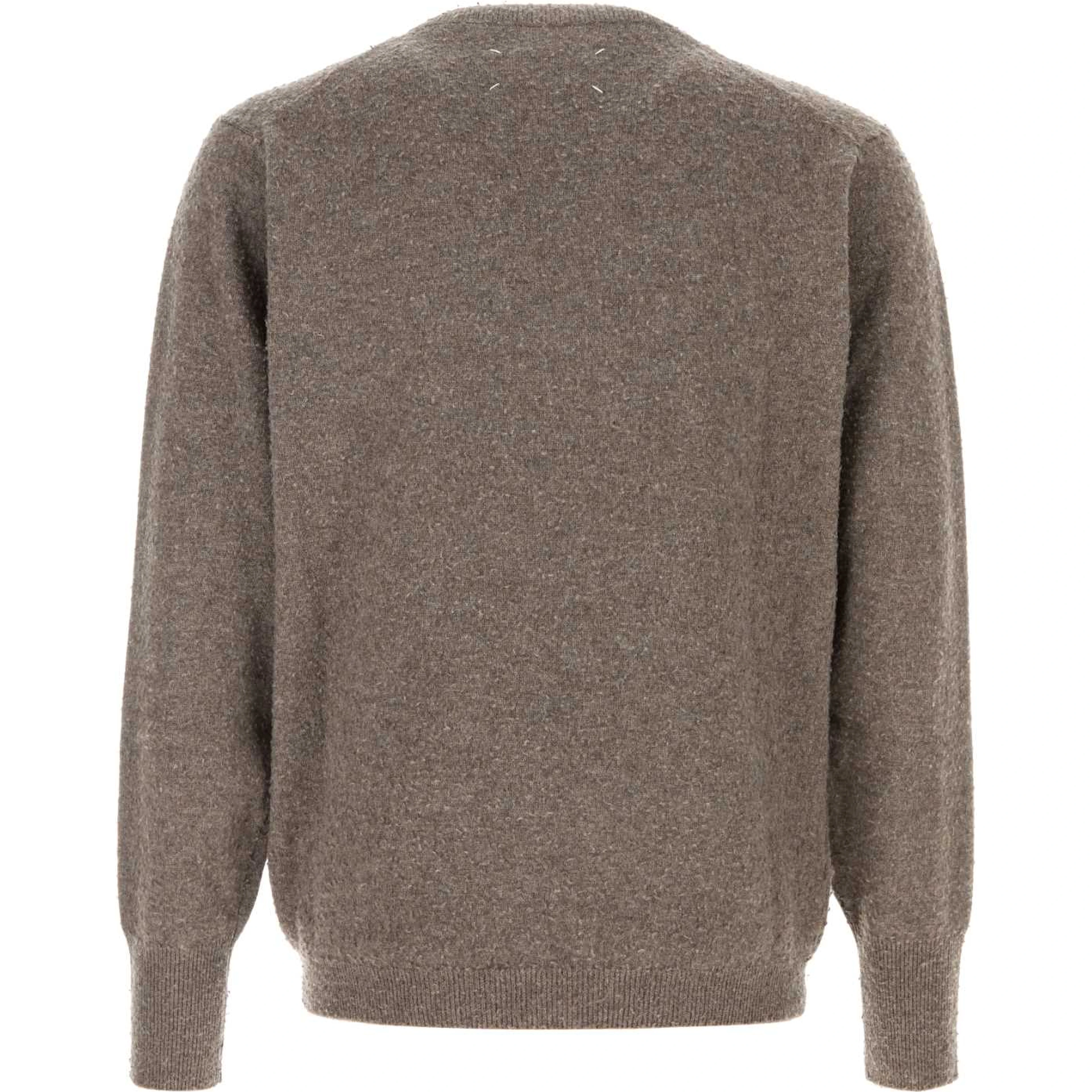 Crewneck