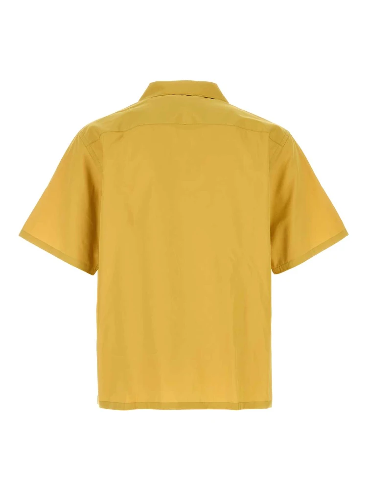 قمصان alternative