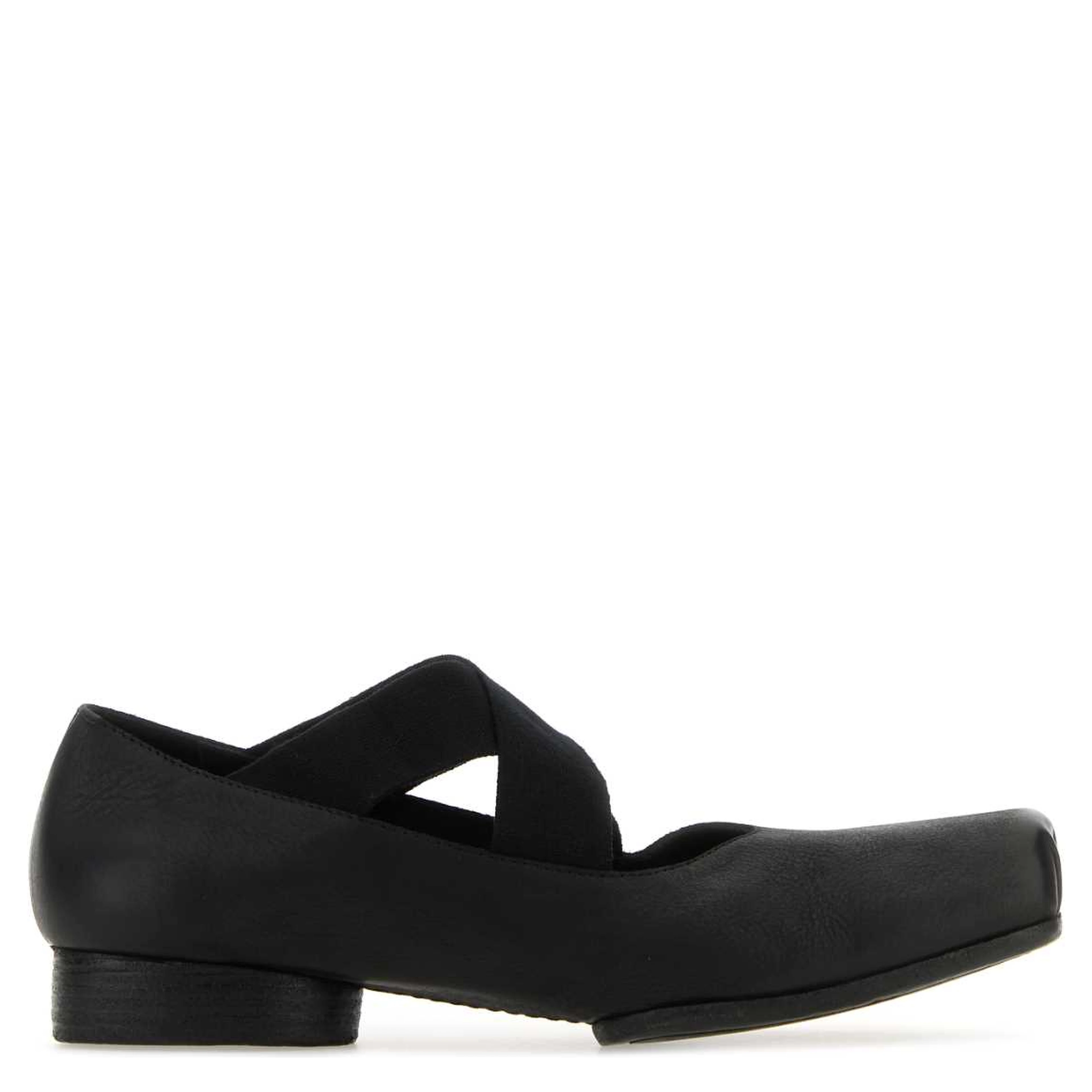 BALLET SHOES