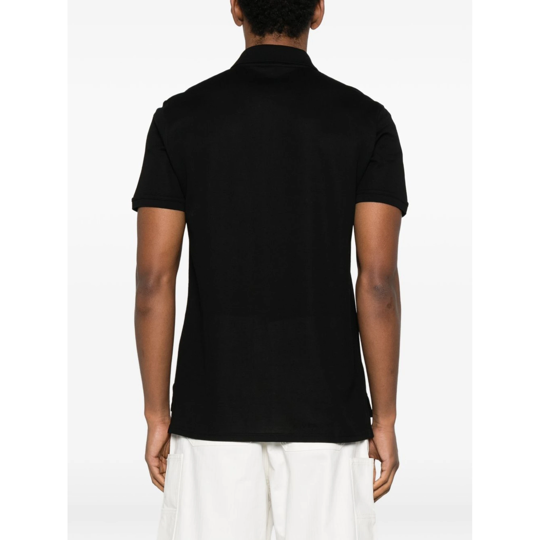 تيشيرتات وبولو جيفنشي سوداء