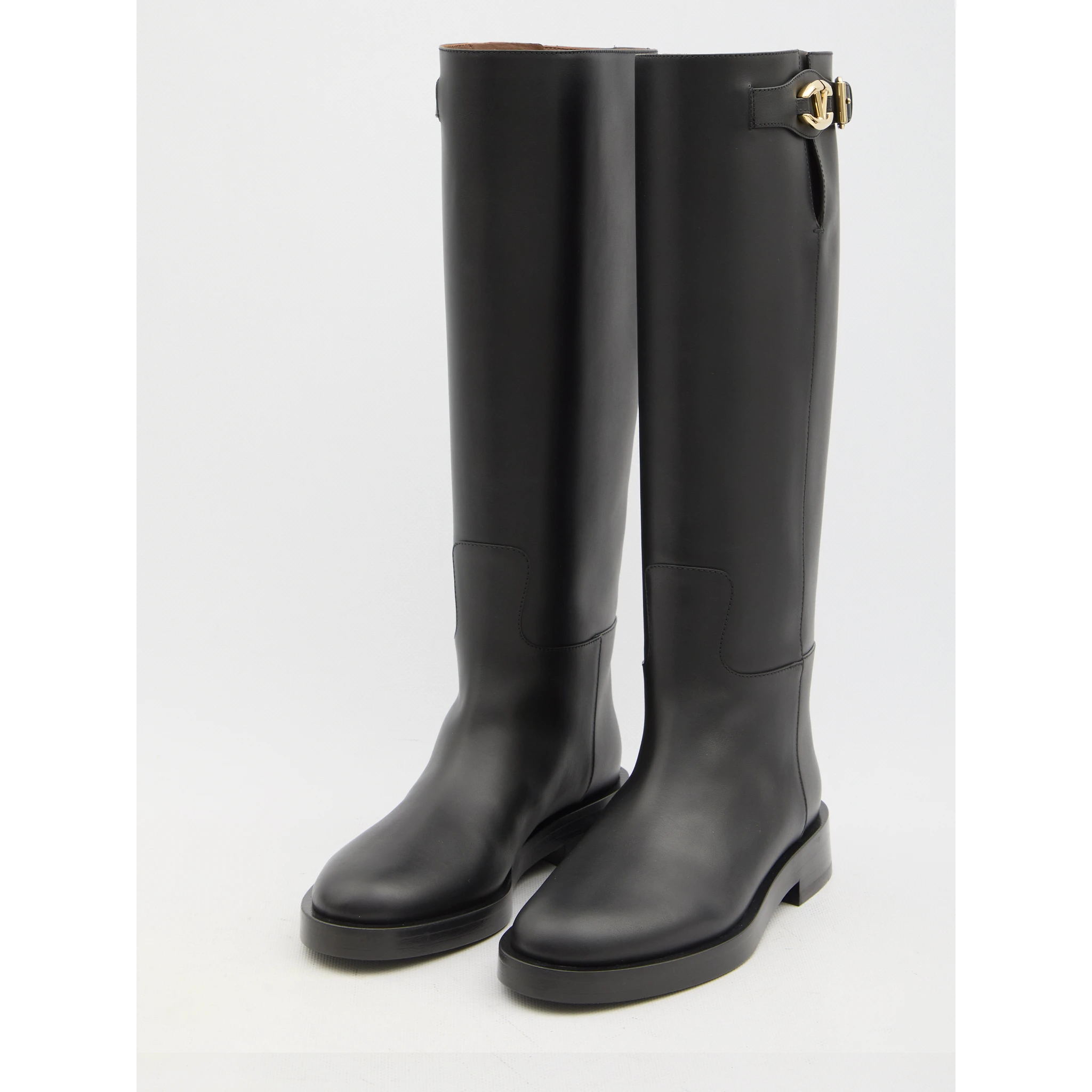 VLogo The Bold Edition boots