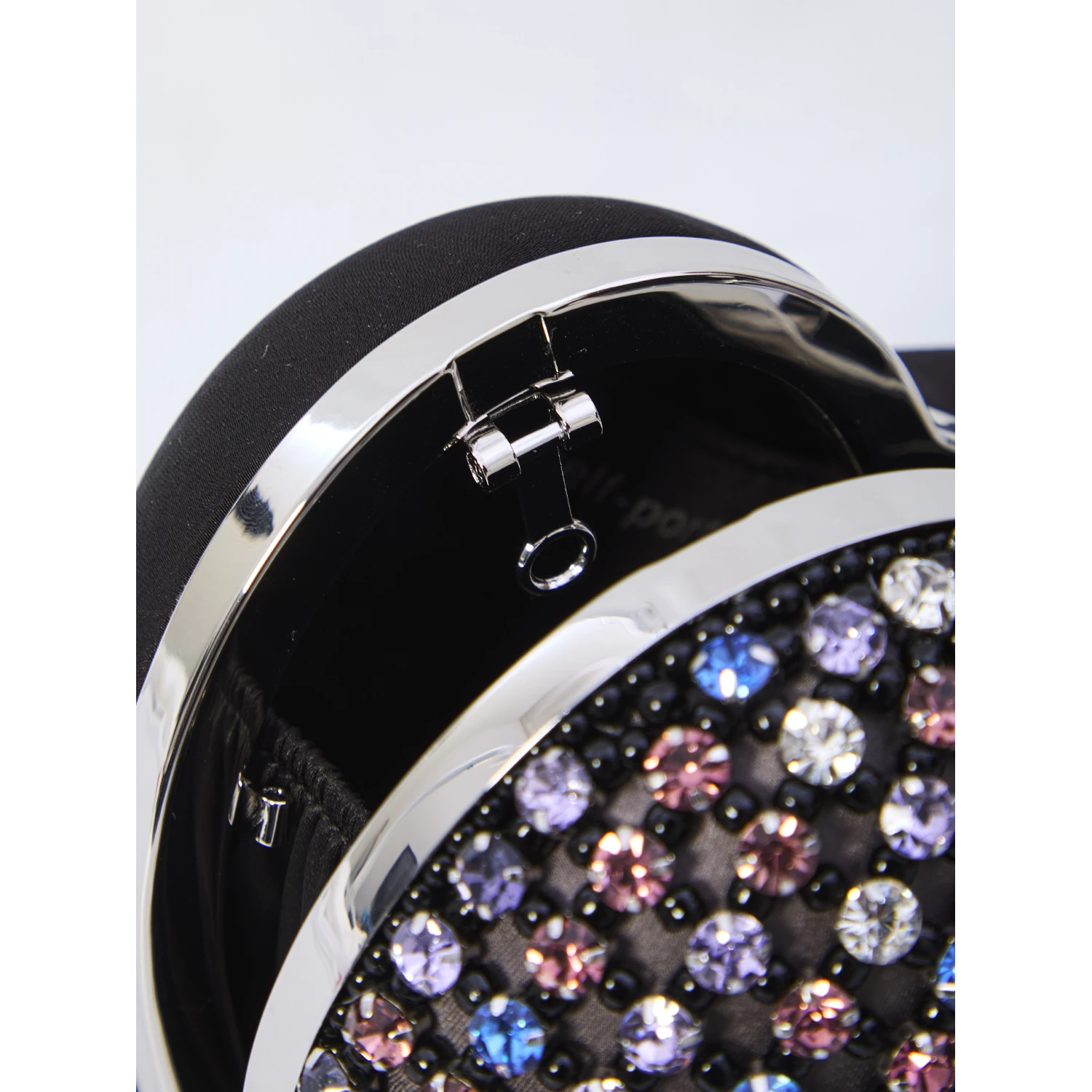 Multi crystal Heart clutch bag