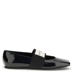 حذاء باليه مسطح من الجلد الأسود