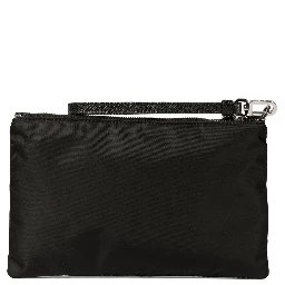 Pouch in Re-Nylon