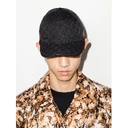 قبعات غوتشي سوداء