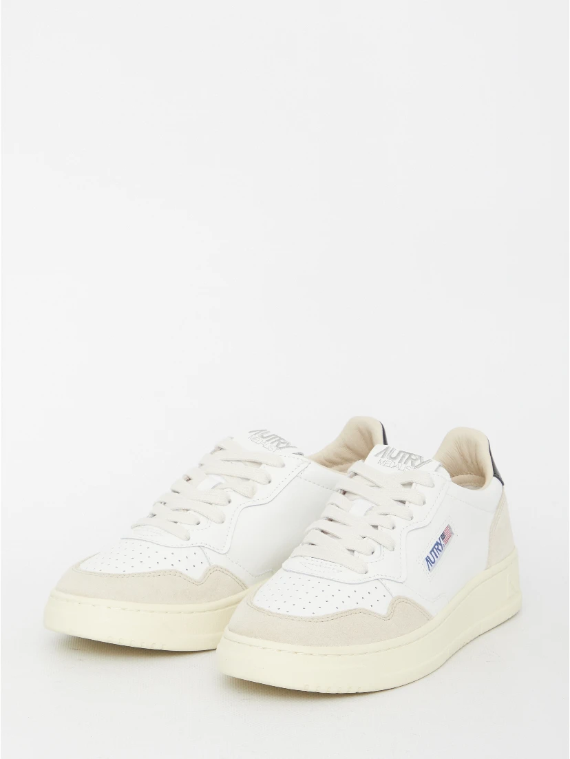 Medalist Low sneakers