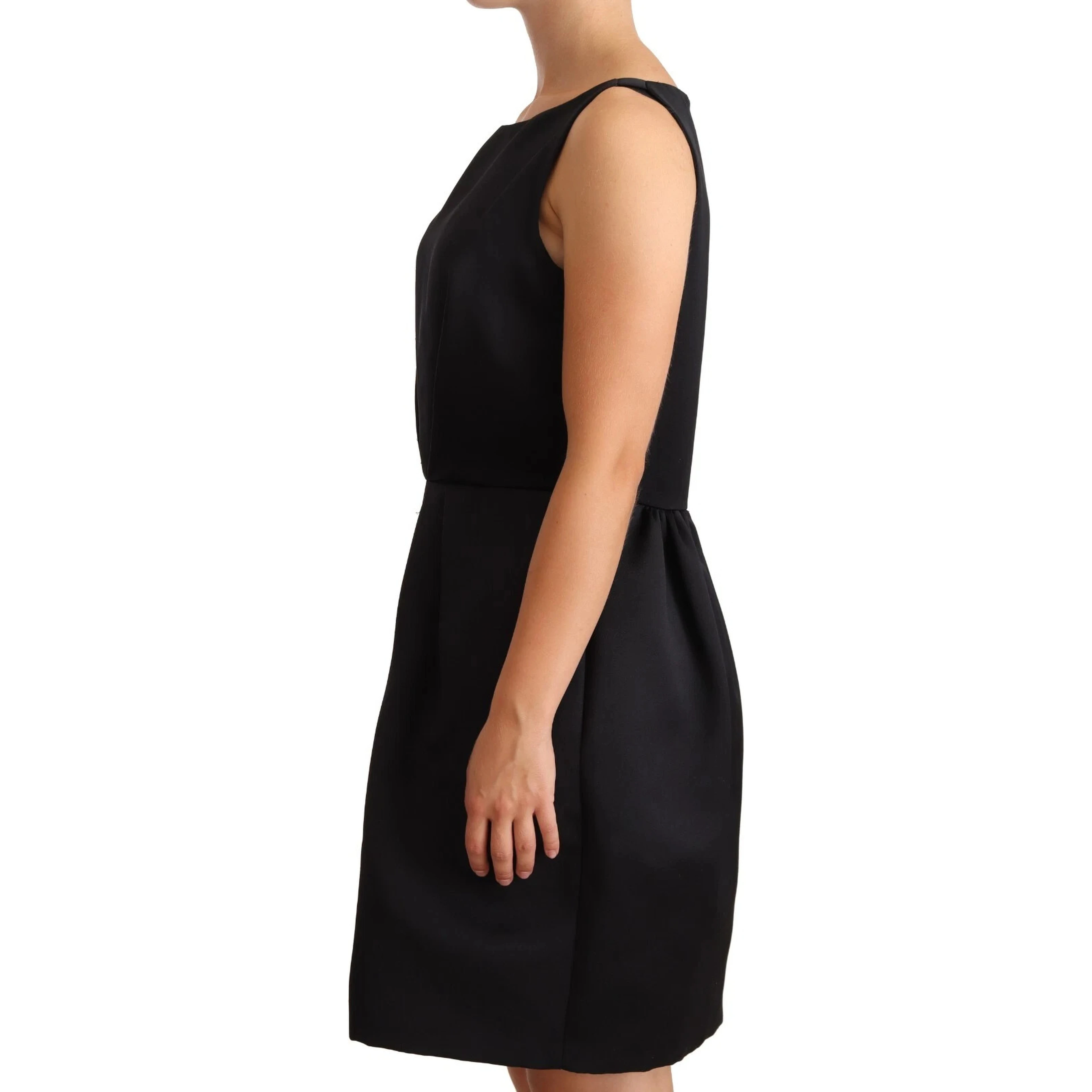 Black Sleeveless Pleated Aline Knee Length Dress