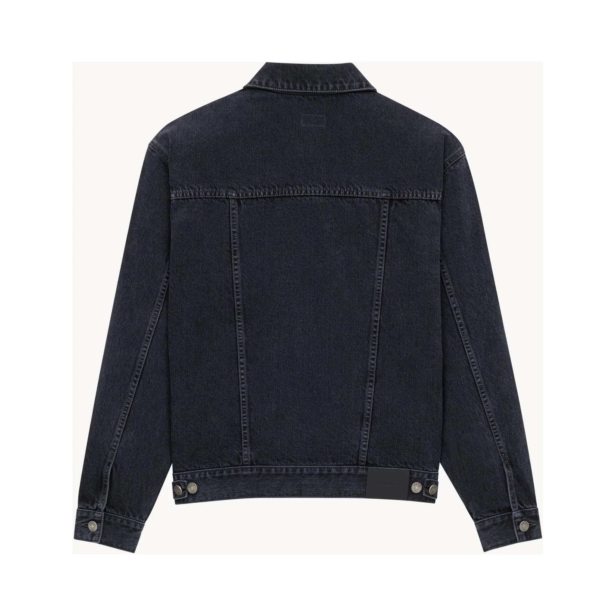 Trucker jacket in denim