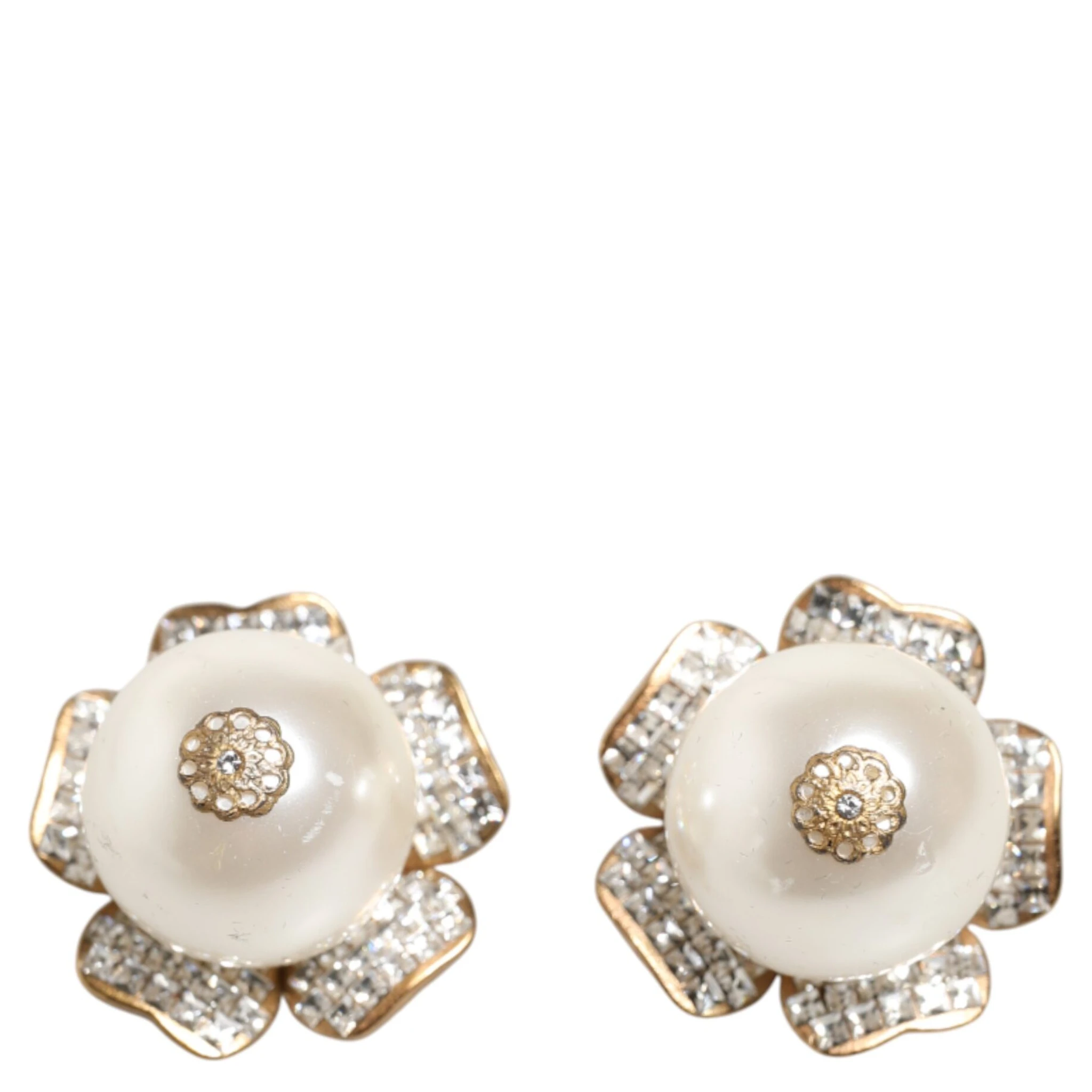 Gold Tone Maxi Faux Pearl Floral Clip-on Jewelry Earrings