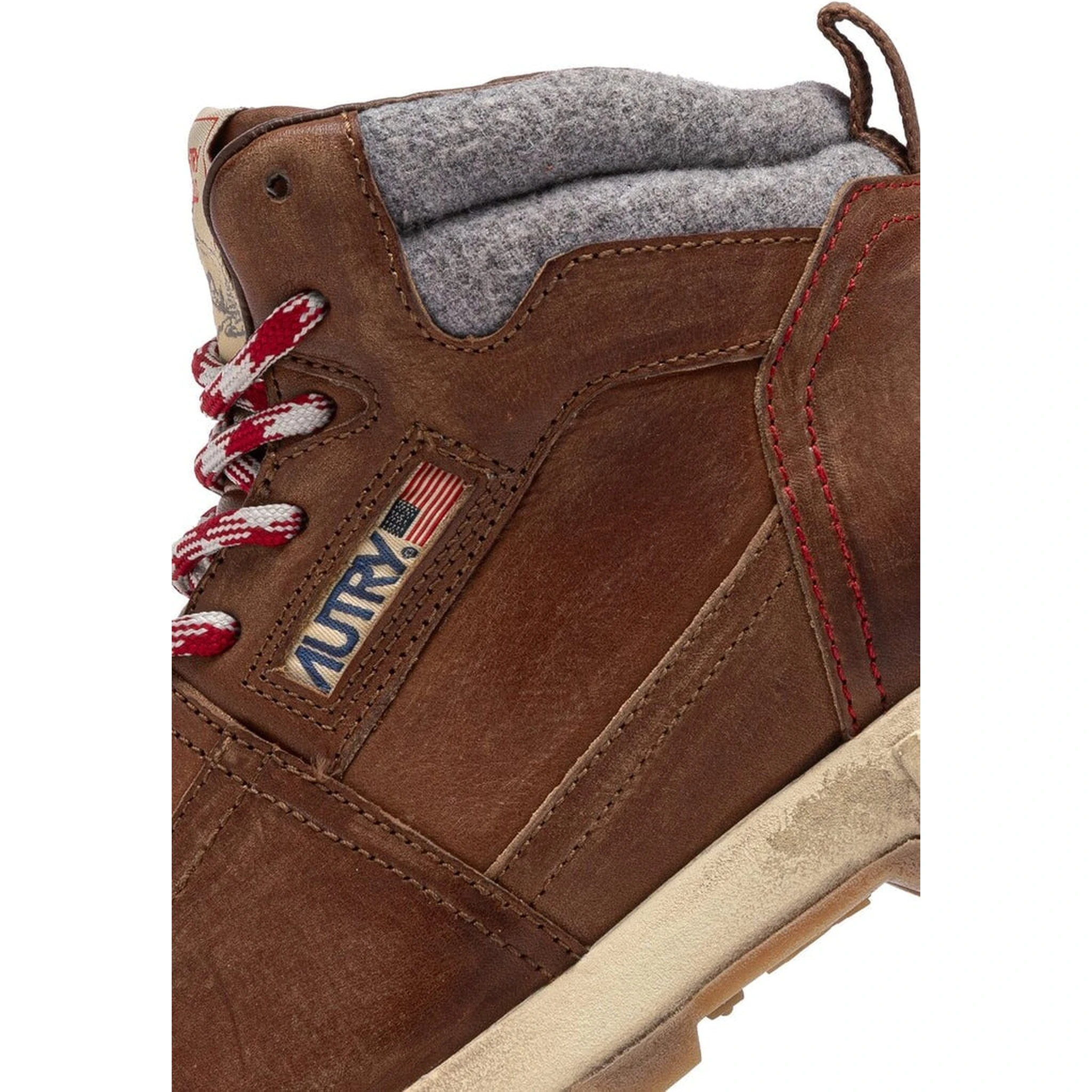 Lace up ankle boots in leather