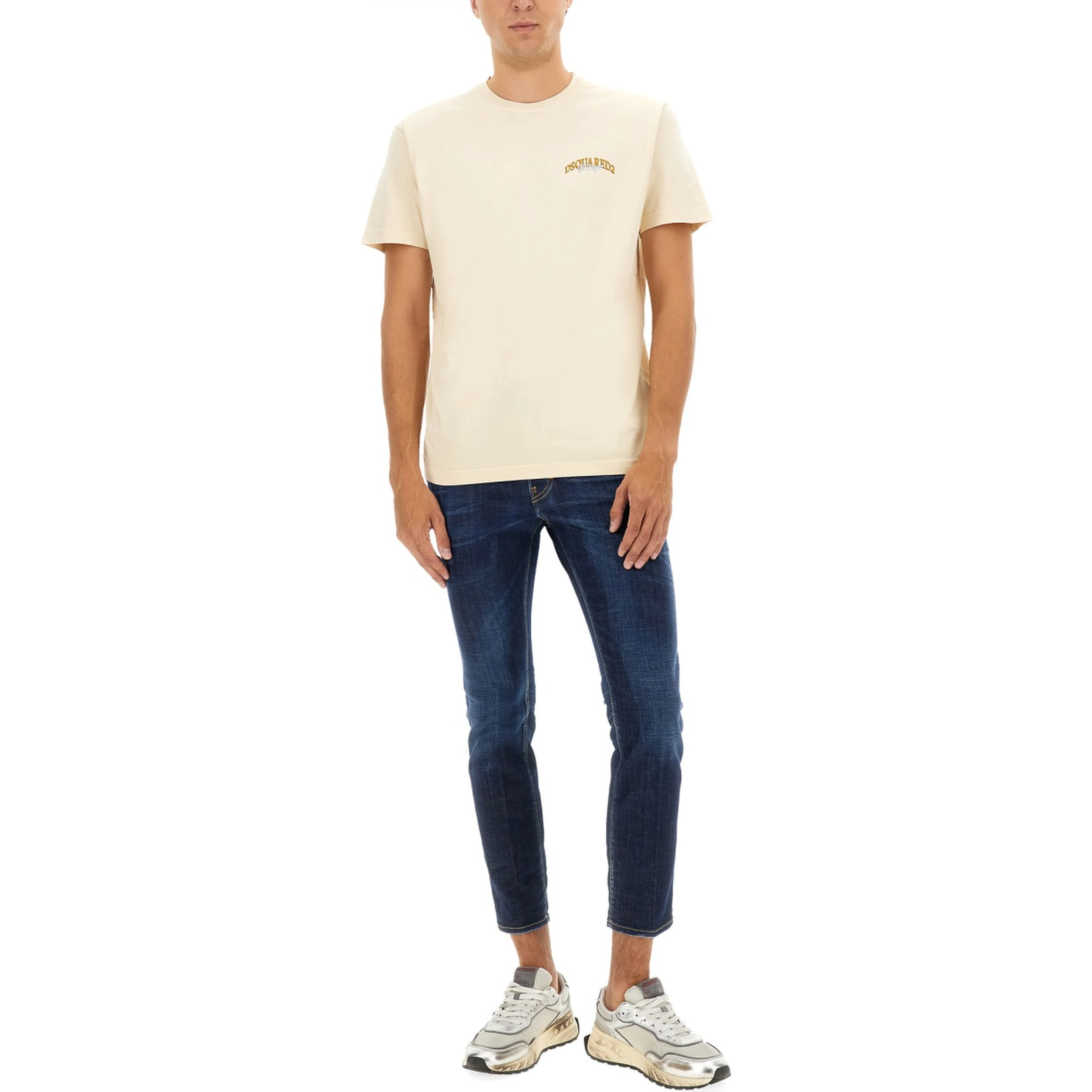 T-SHIRT WITH LOGO