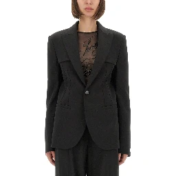 جاكيت مصمم خصيصاً