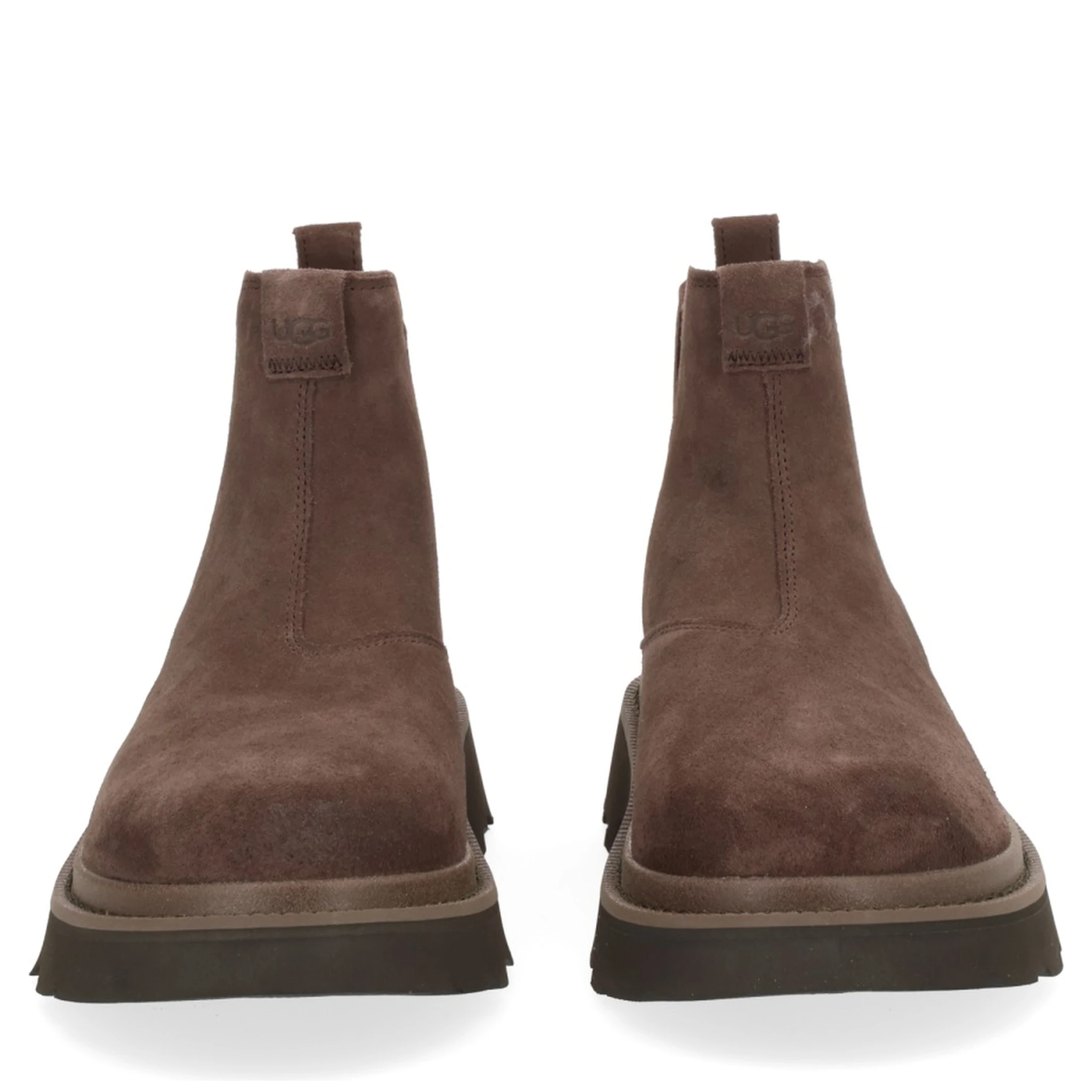 حذاء "تشيلسي لوغ"