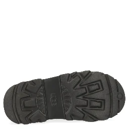 حذاء "تشيلسي لوغ"