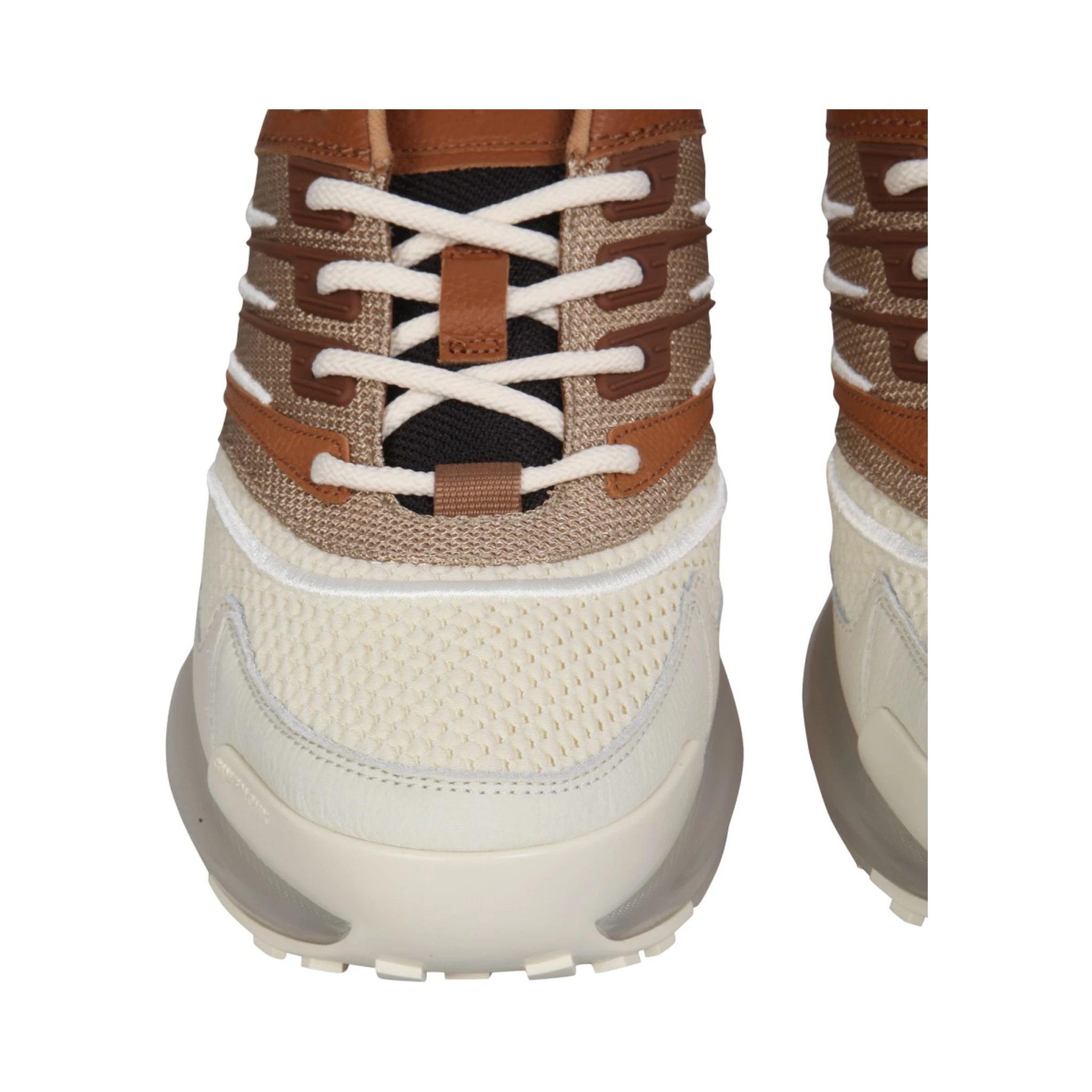 GIV 1 RUNNER SNEAKERS