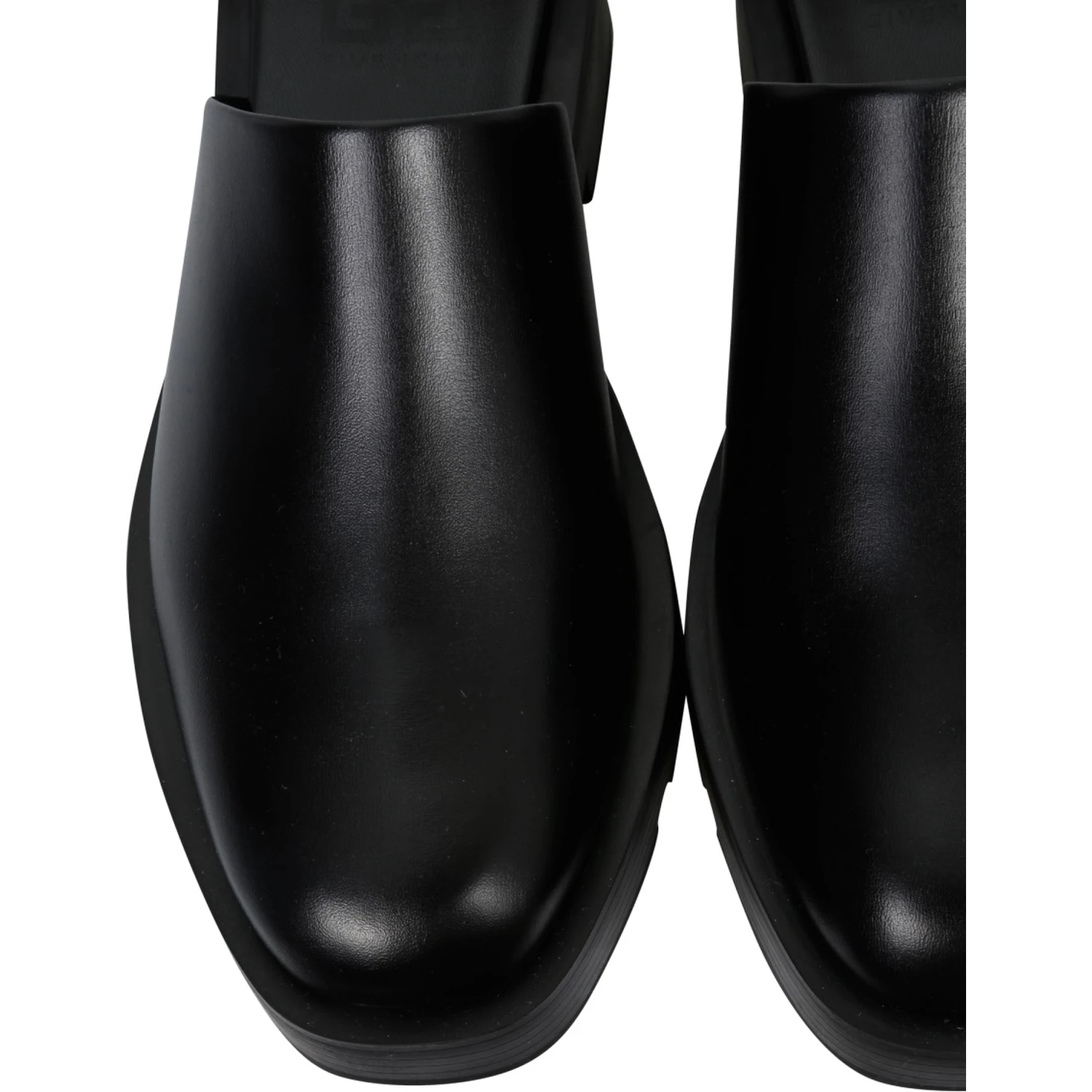 SQUARED LOAFERS