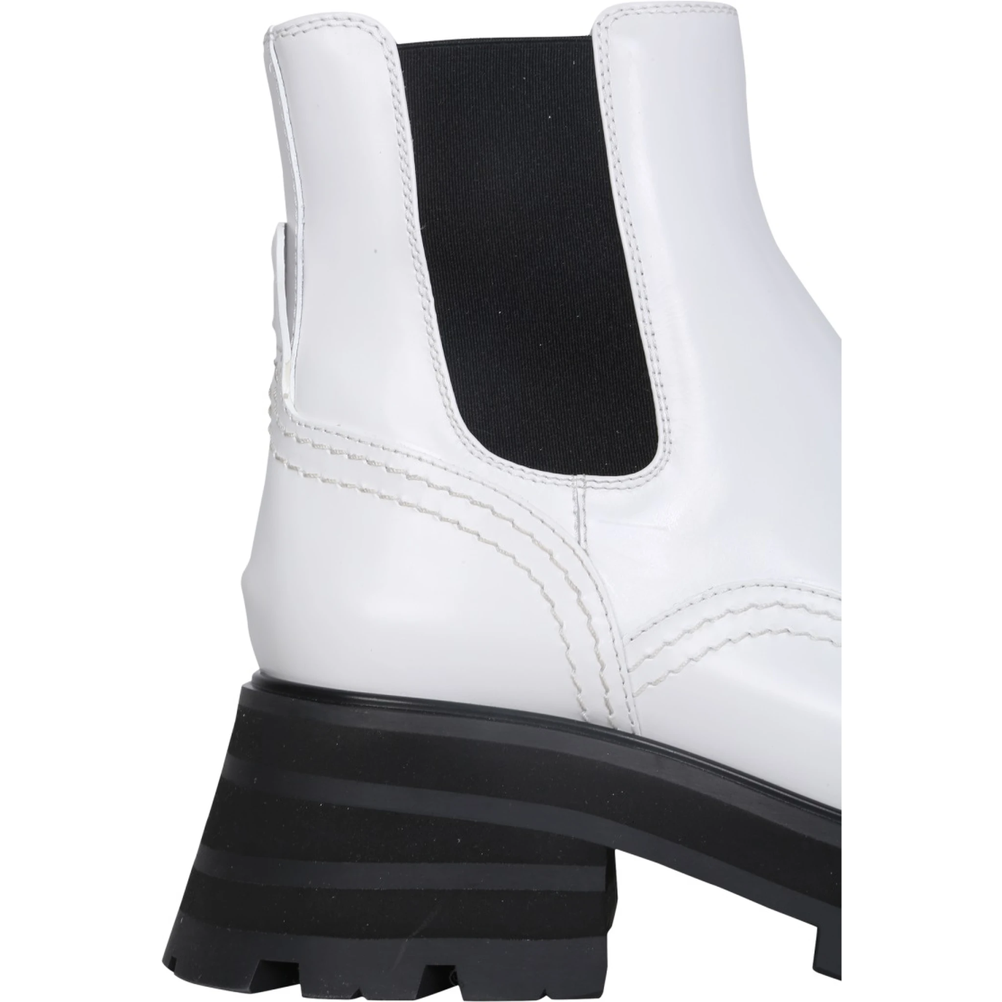 WANDER CHELSEA BOOTS