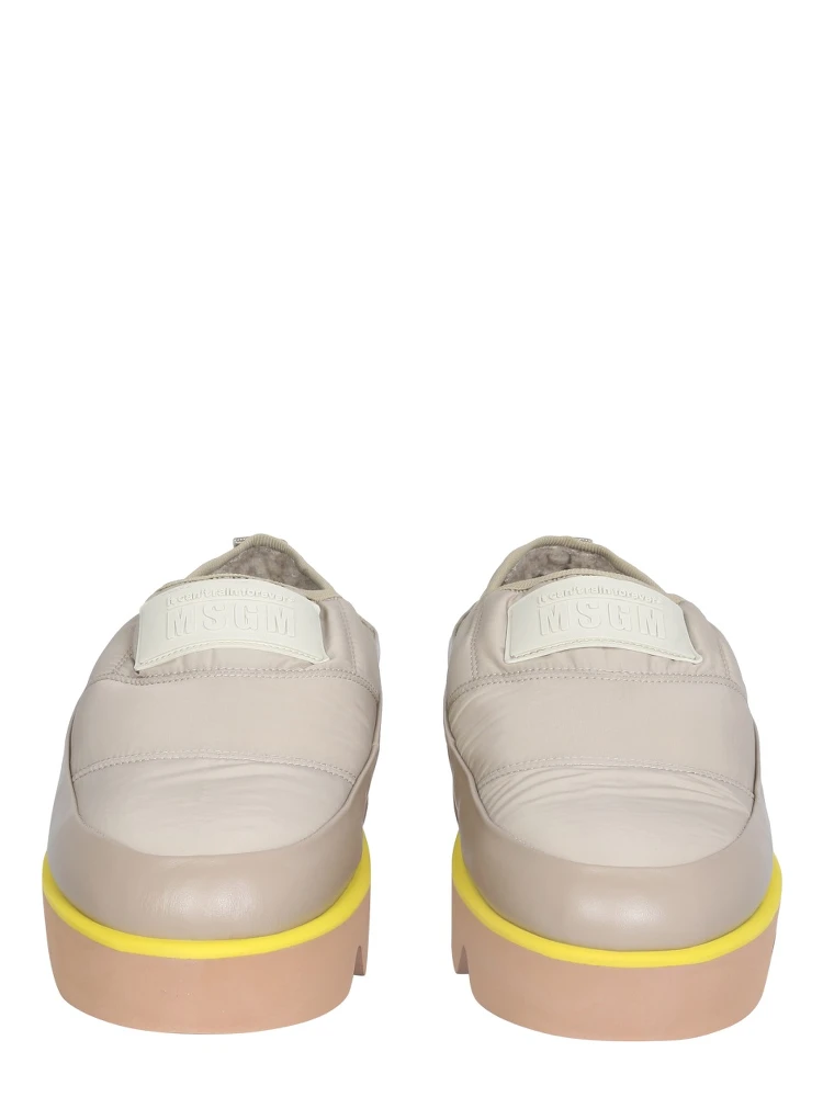 PUFFED SNEAKERS alternative