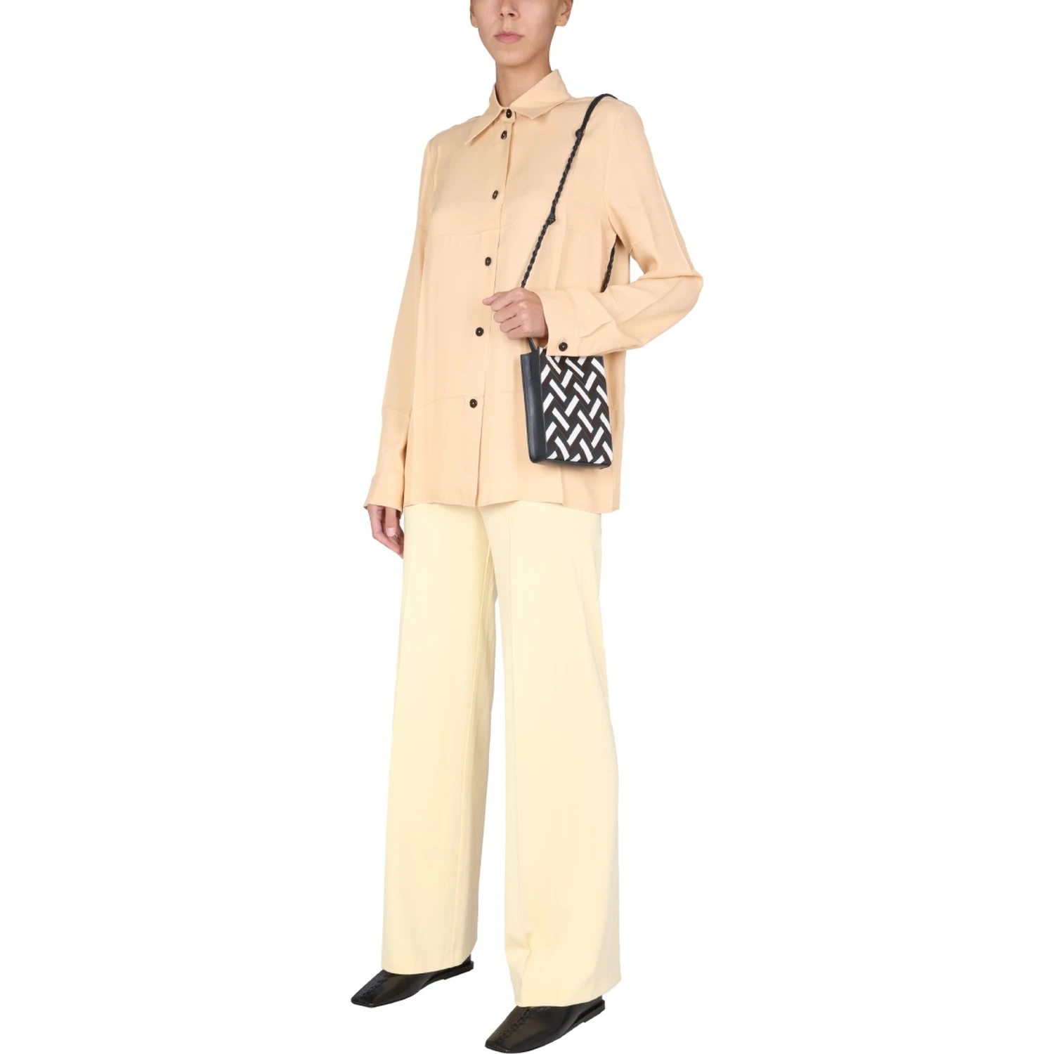 BOXY FIT SHIRT