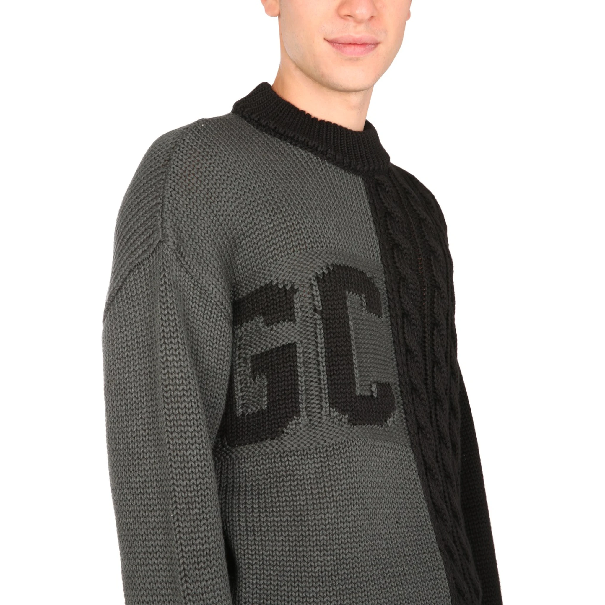 SWEATER WITH LOGO INLAY