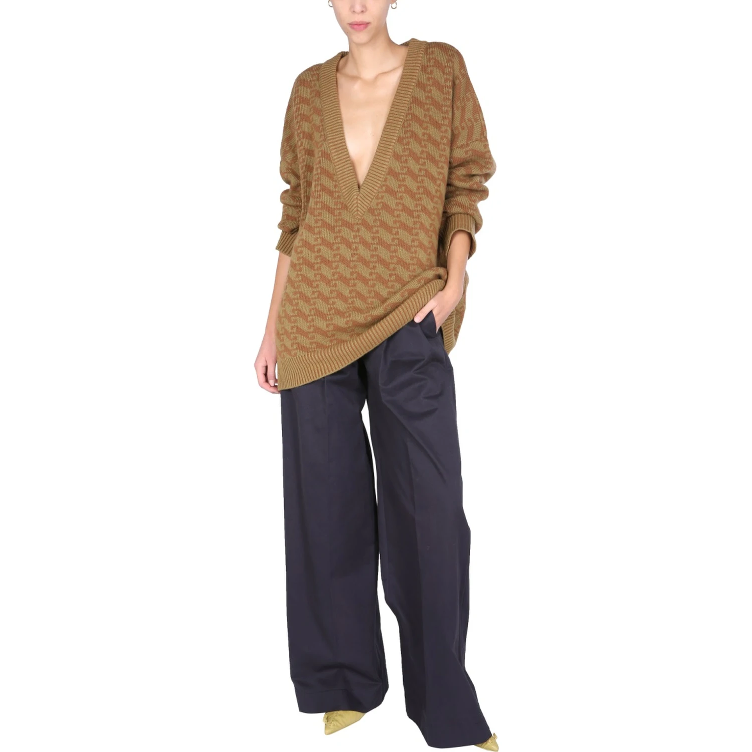 V-NECK JACQUARD SWEATER