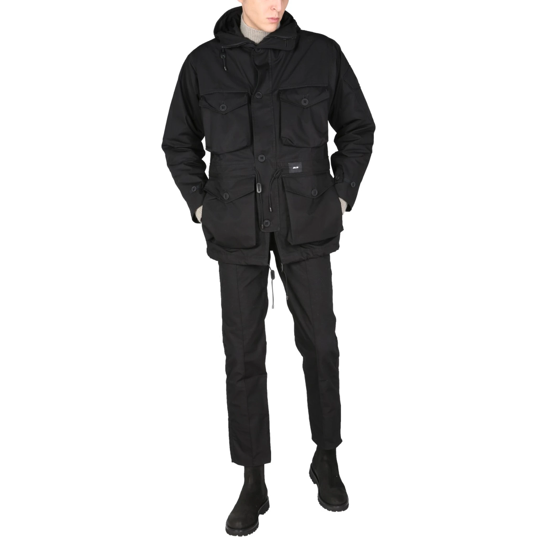 PANTS WITH LOGO BUTTON
