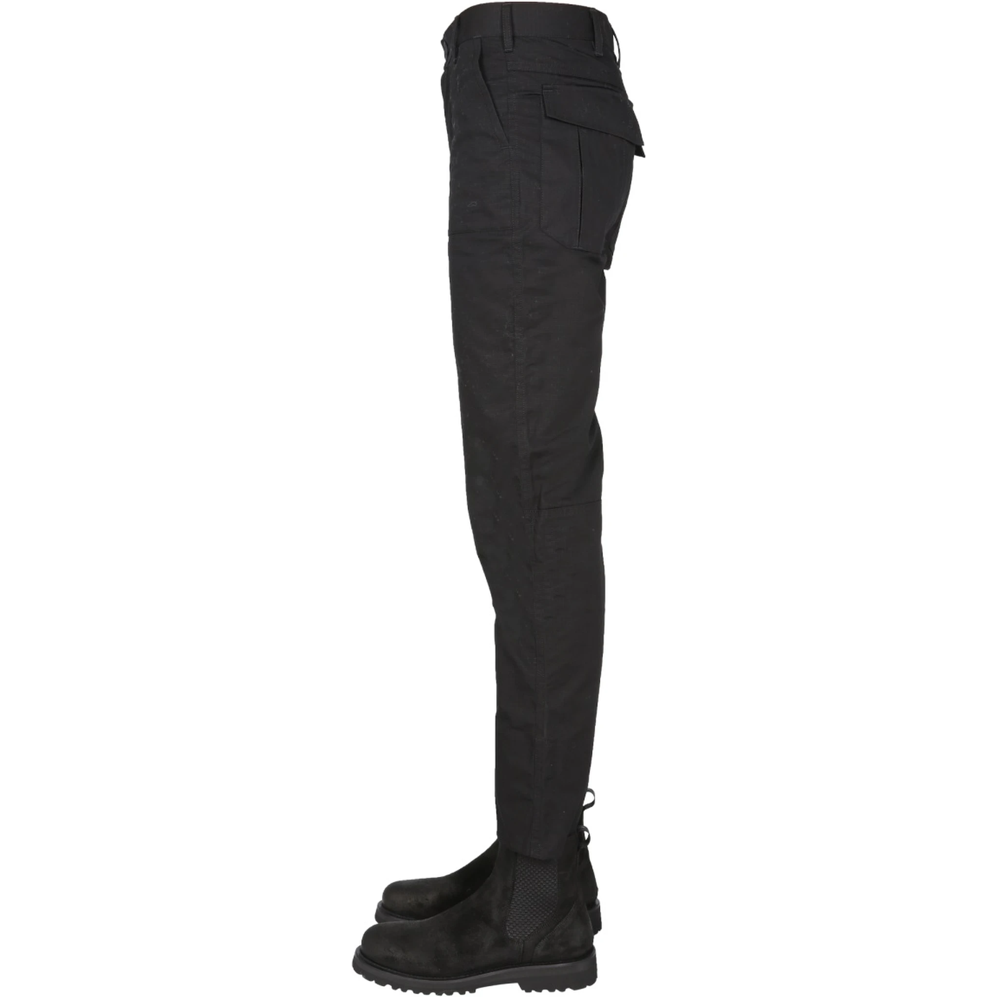 PANTS WITH LOGO BUTTON