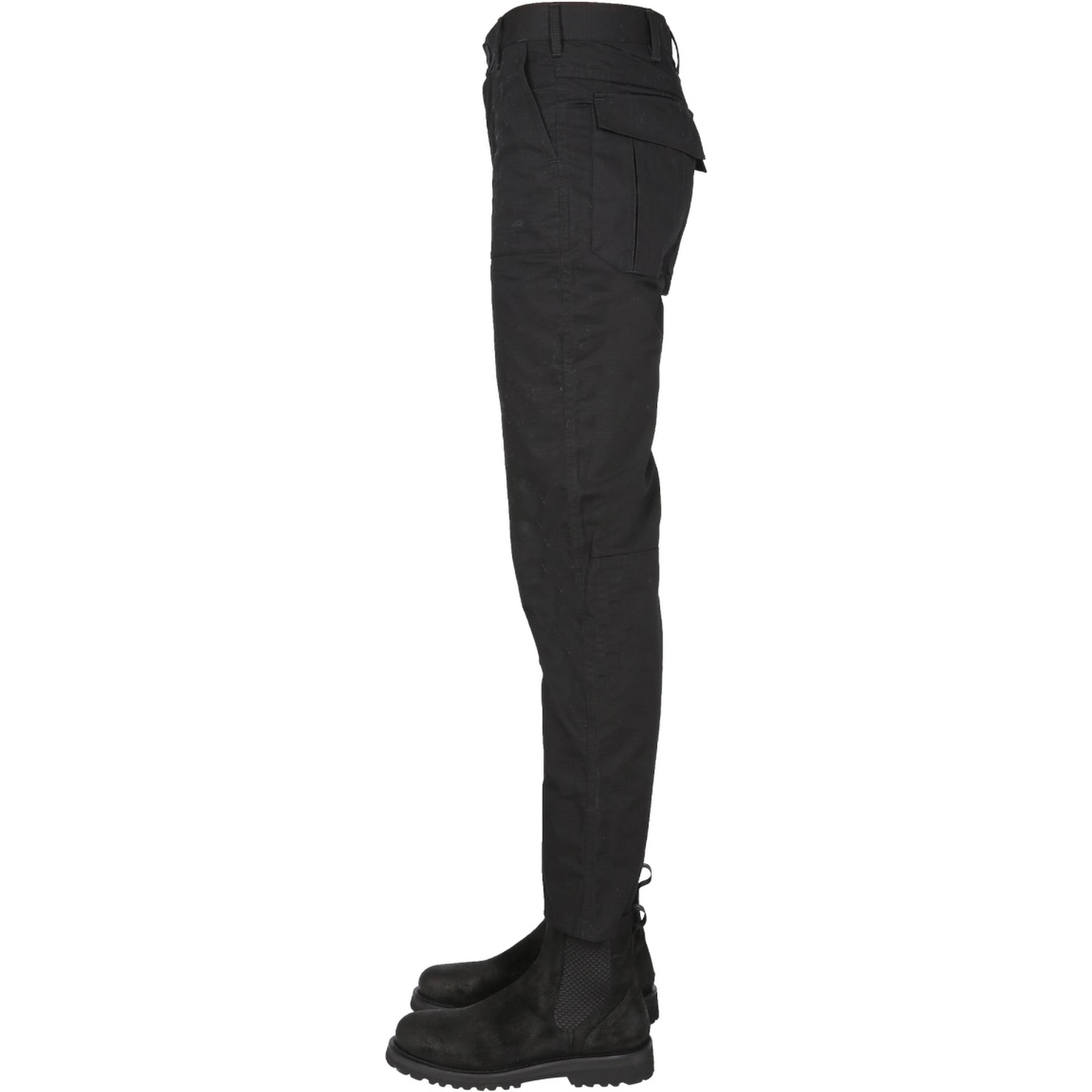 PANTS WITH LOGO BUTTON
