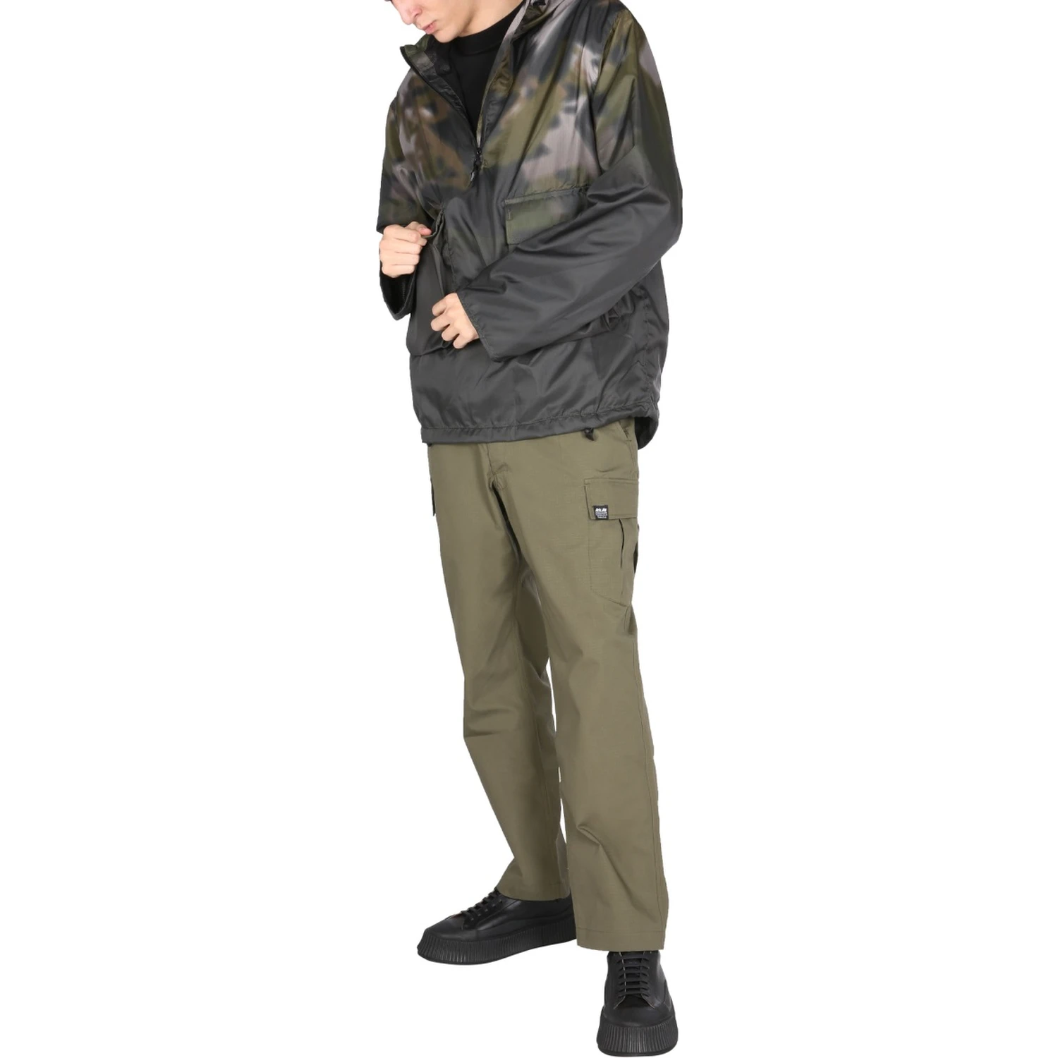 WATERPROOF JACKET