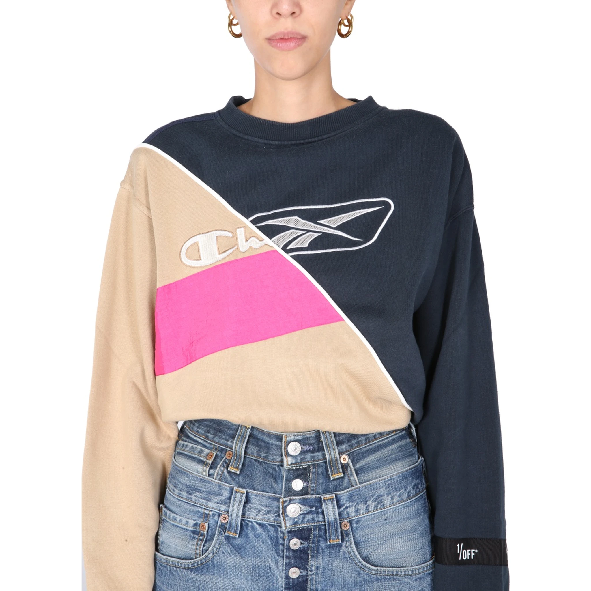 CREW NECK SWEATSHIRT