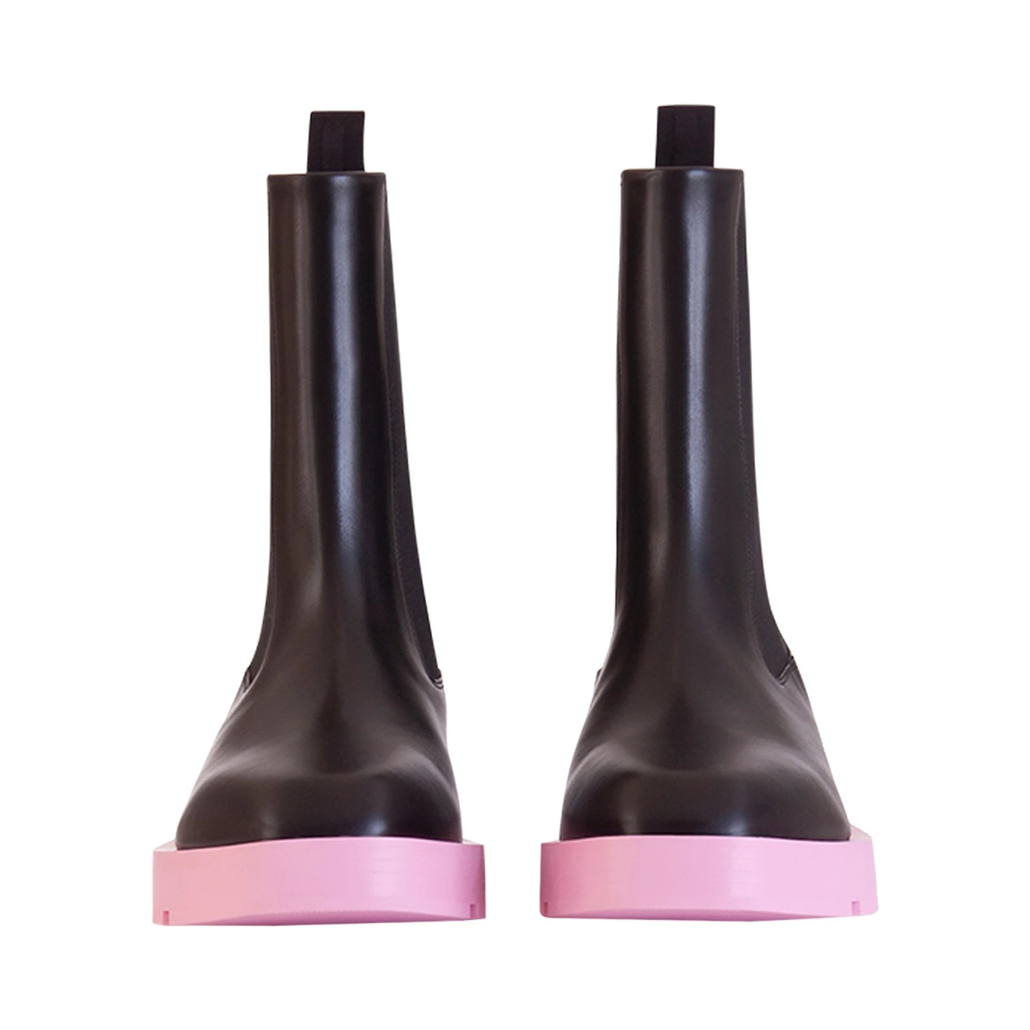 حذاء ذو ألوان متداخلة