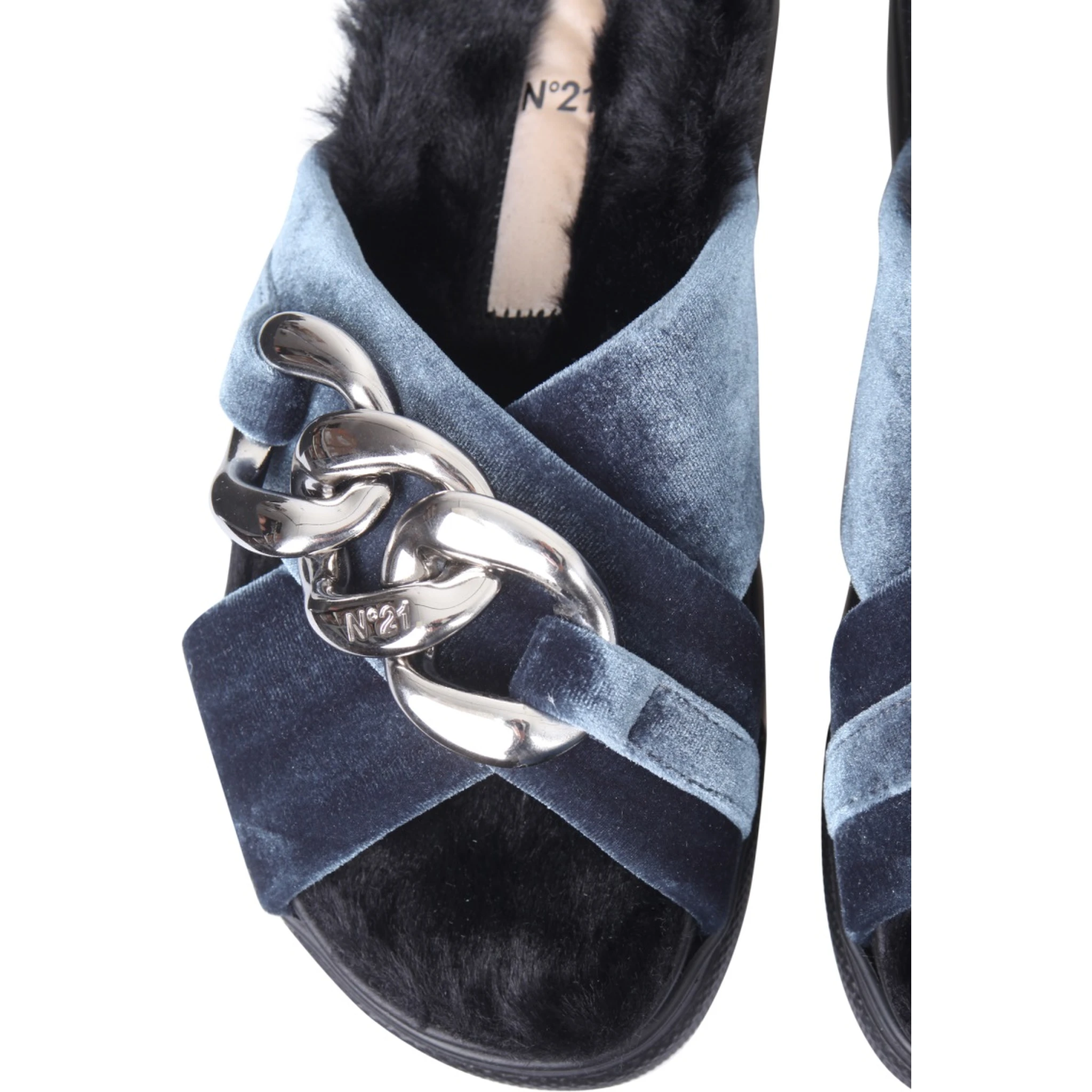 SANDALS WITH OVERSIZED CHAIN