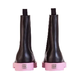 حذاء ذو ألوان متداخلة