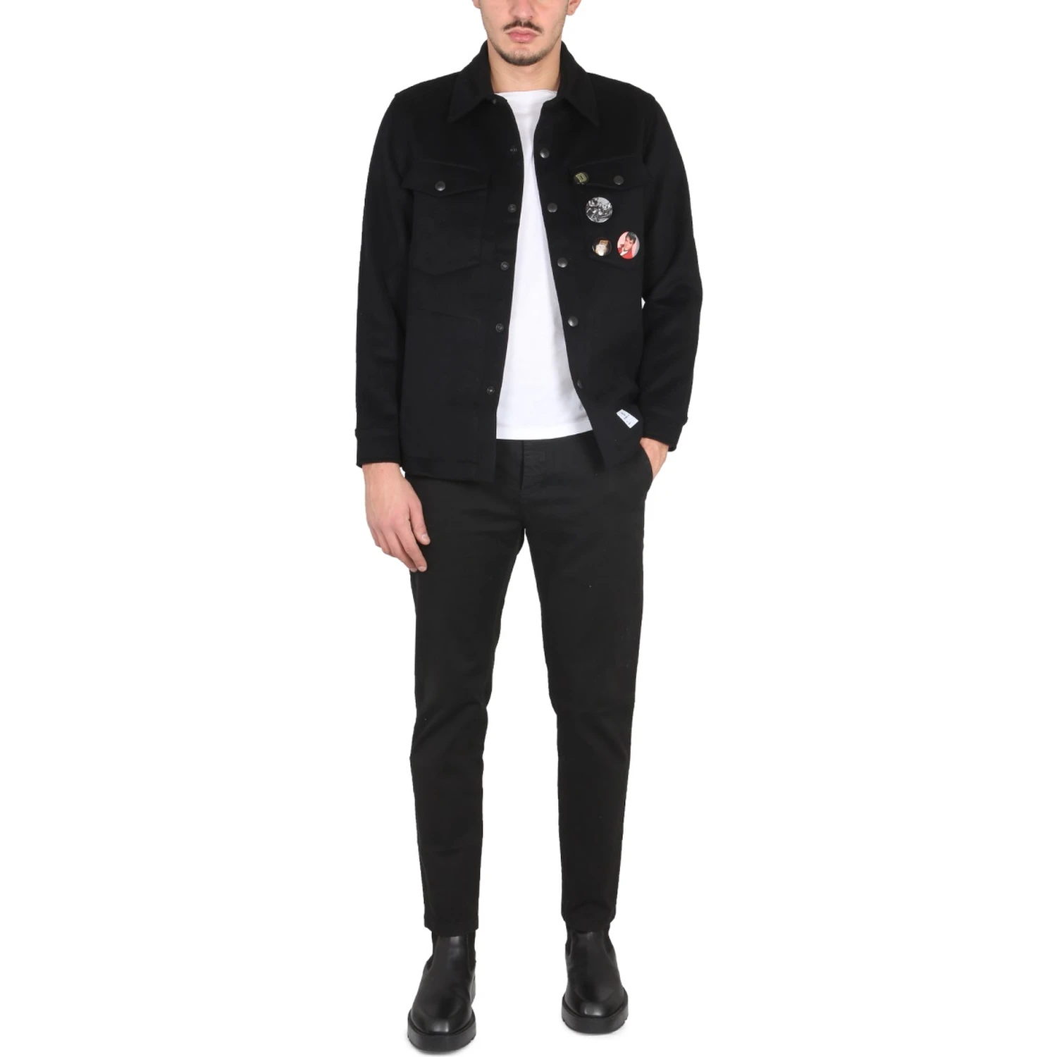 JACKET WITH PINS