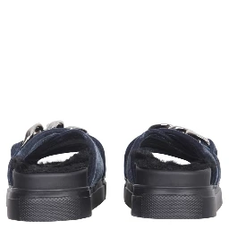 SANDALS WITH OVERSIZED CHAIN