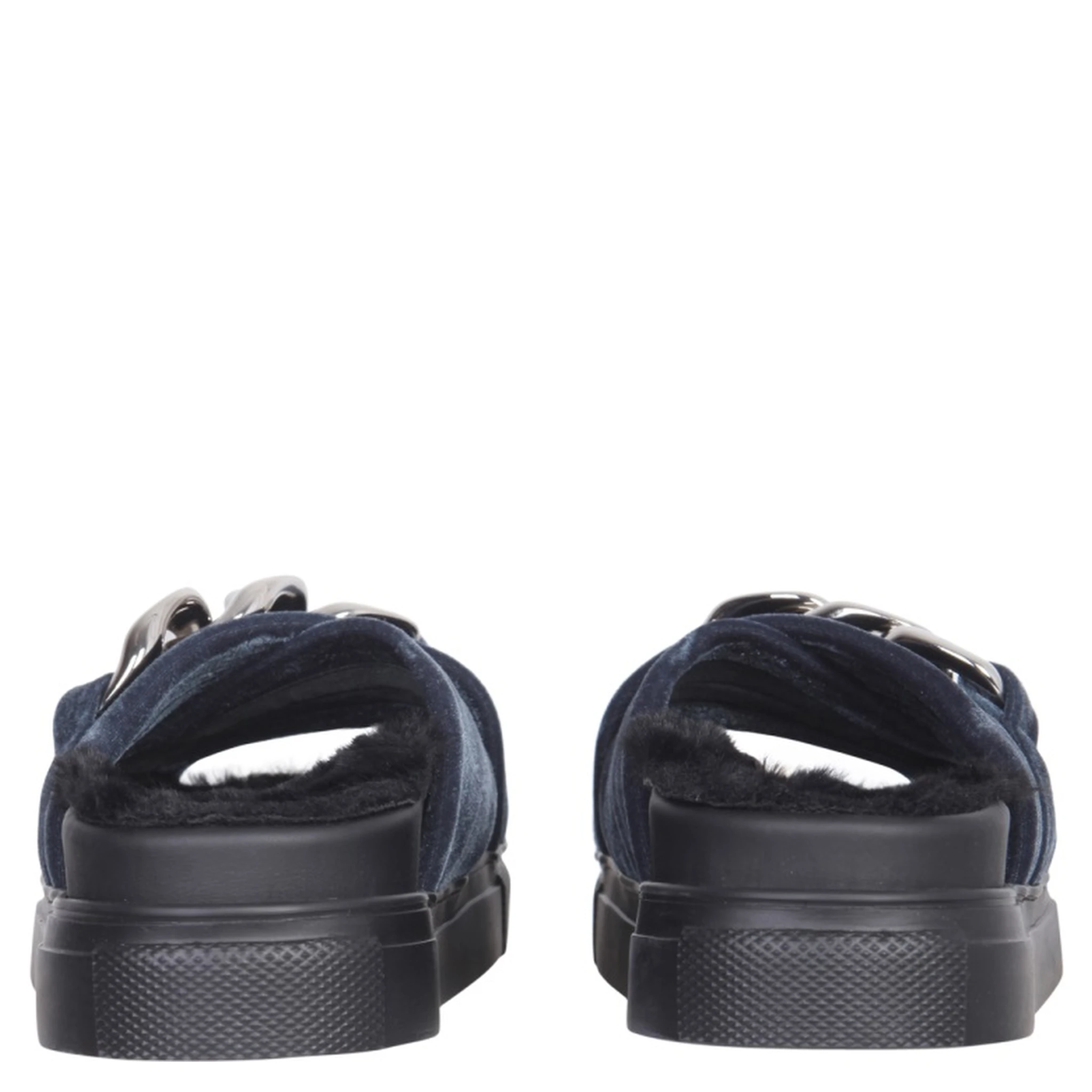 SANDALS WITH OVERSIZED CHAIN