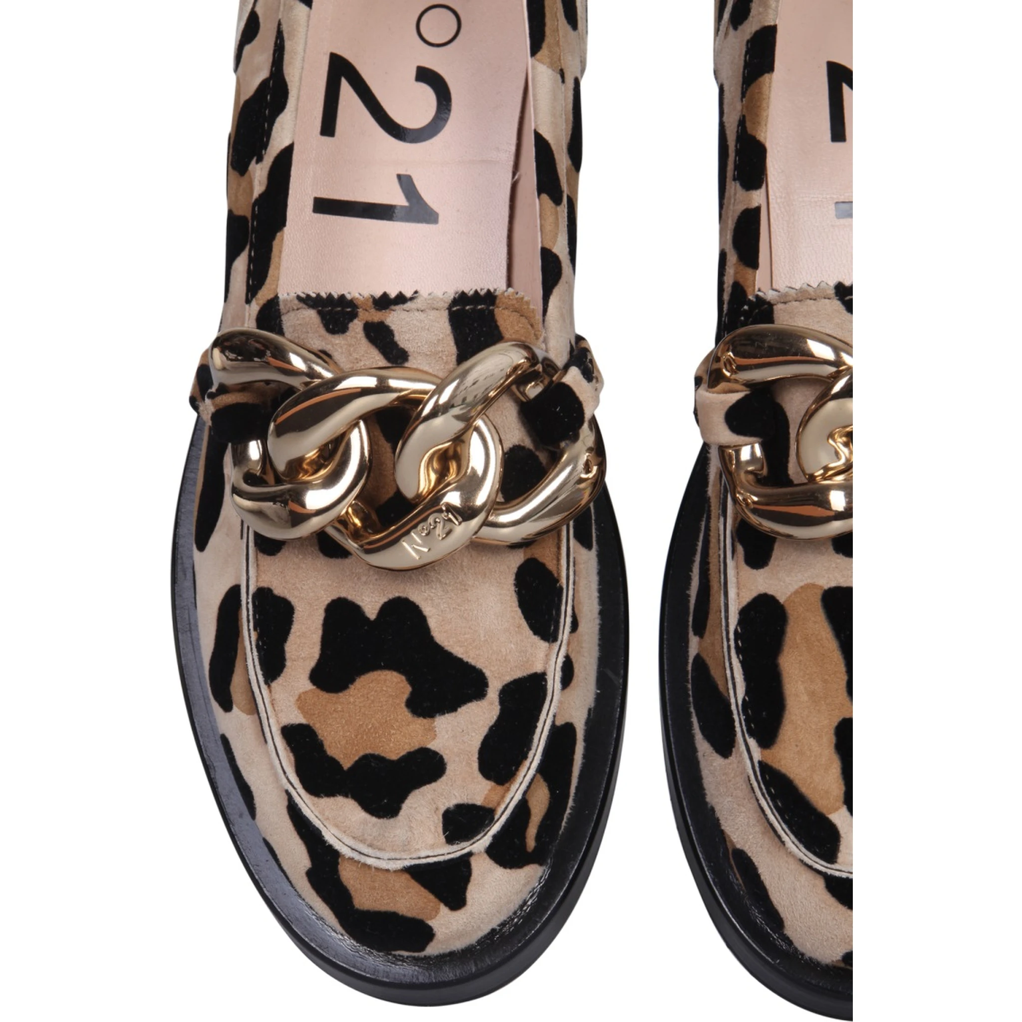 MOCCASINS WITH OVERSIZED CHAIN