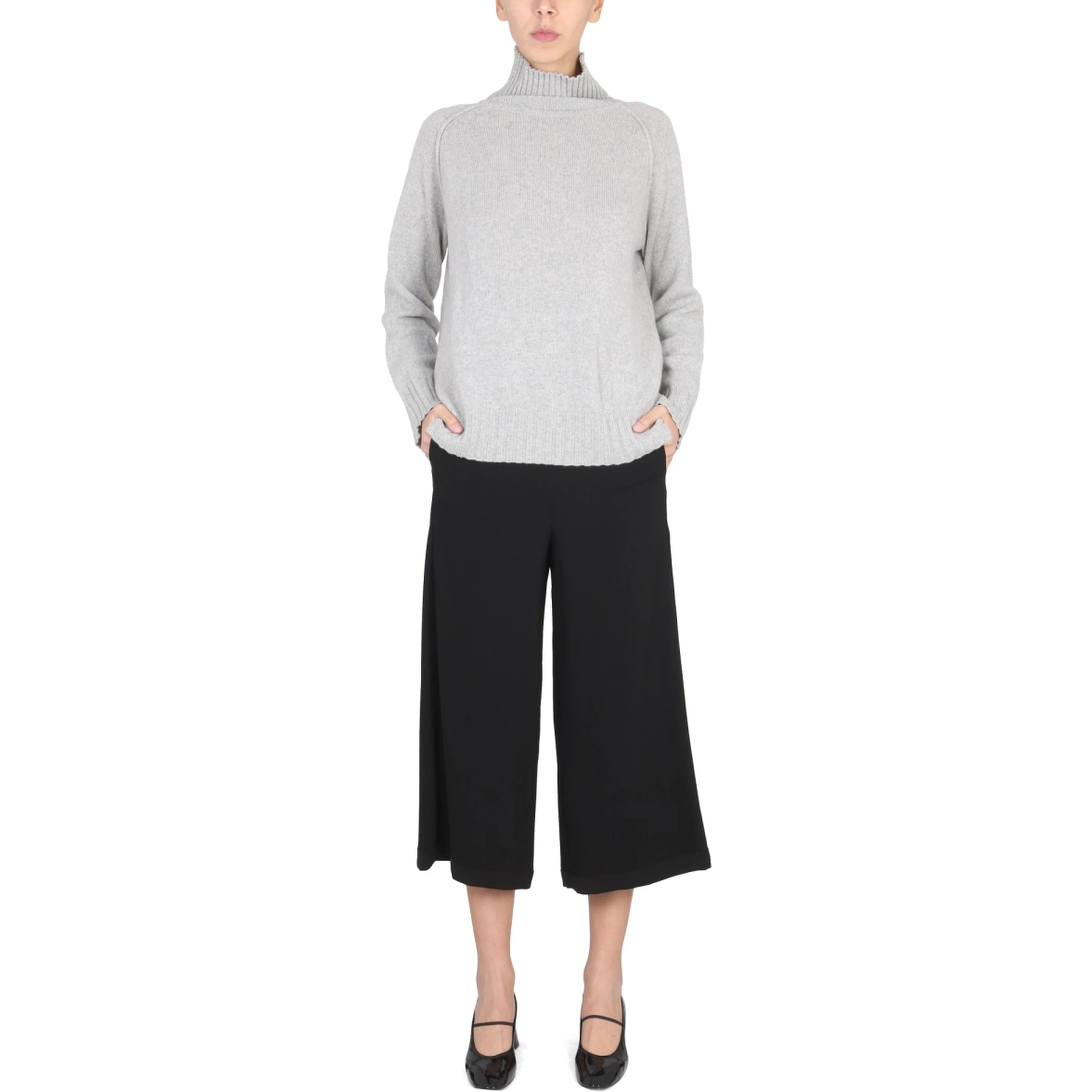 CROPPED PANTS