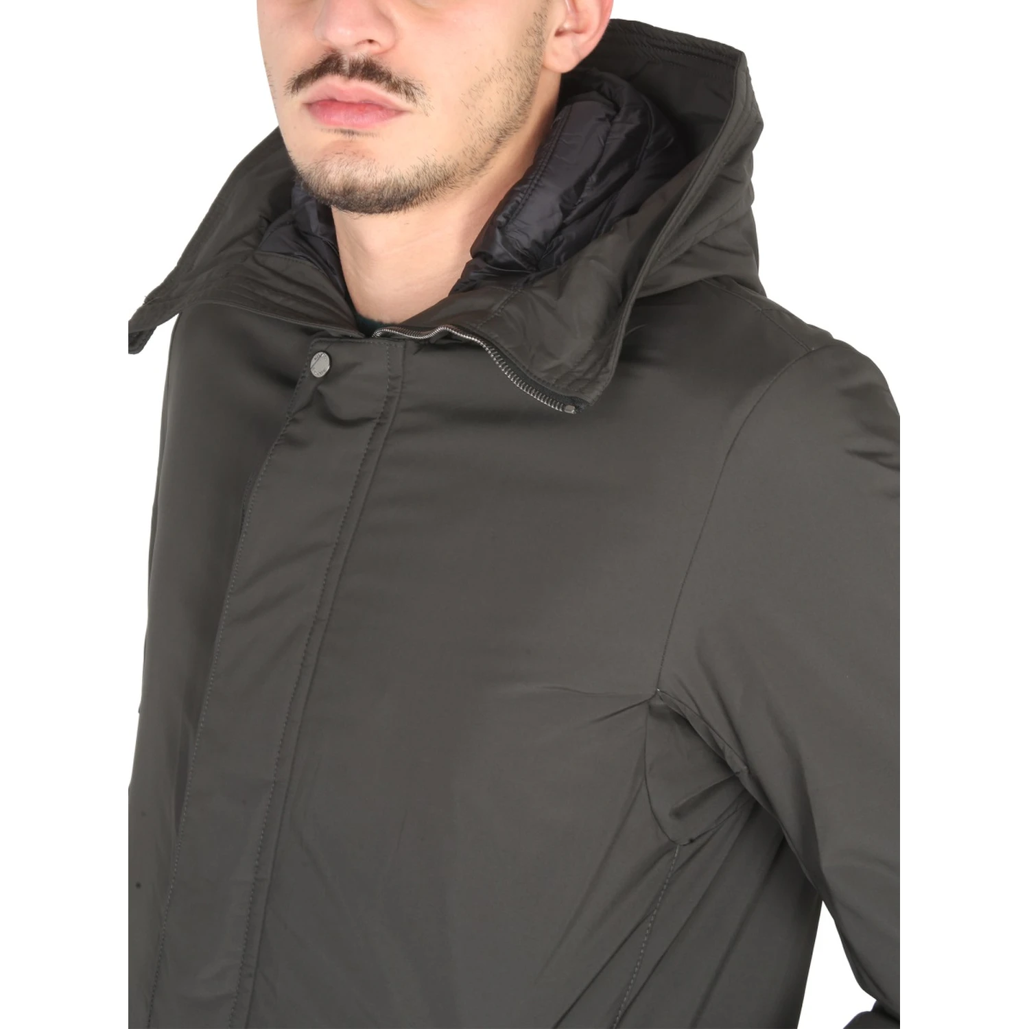 HOODED JACKET