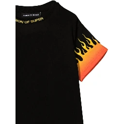 BLACK TSHIRT WITH SHADED RED FLAMES
