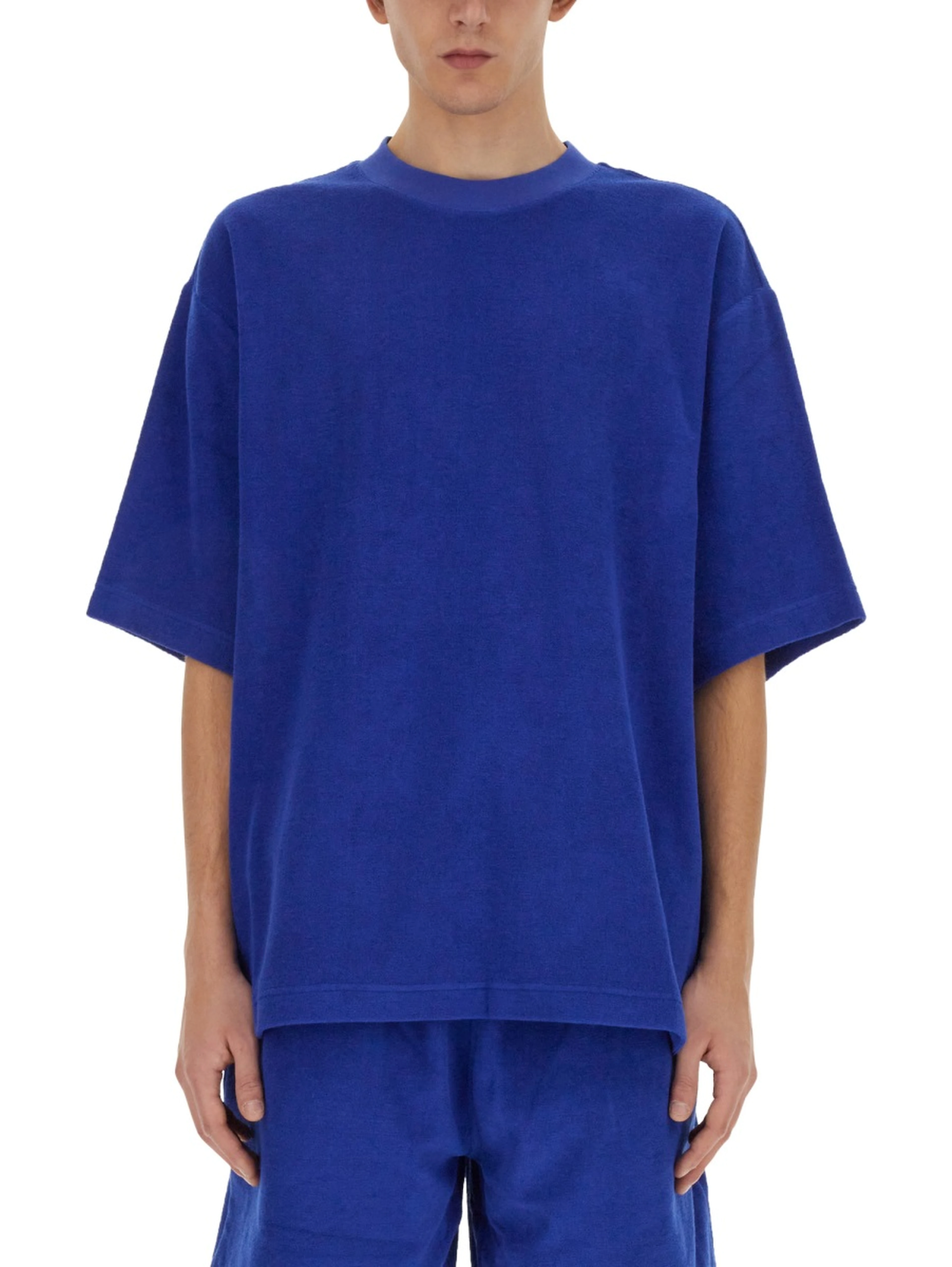 OVERSIZED T-SHIRT